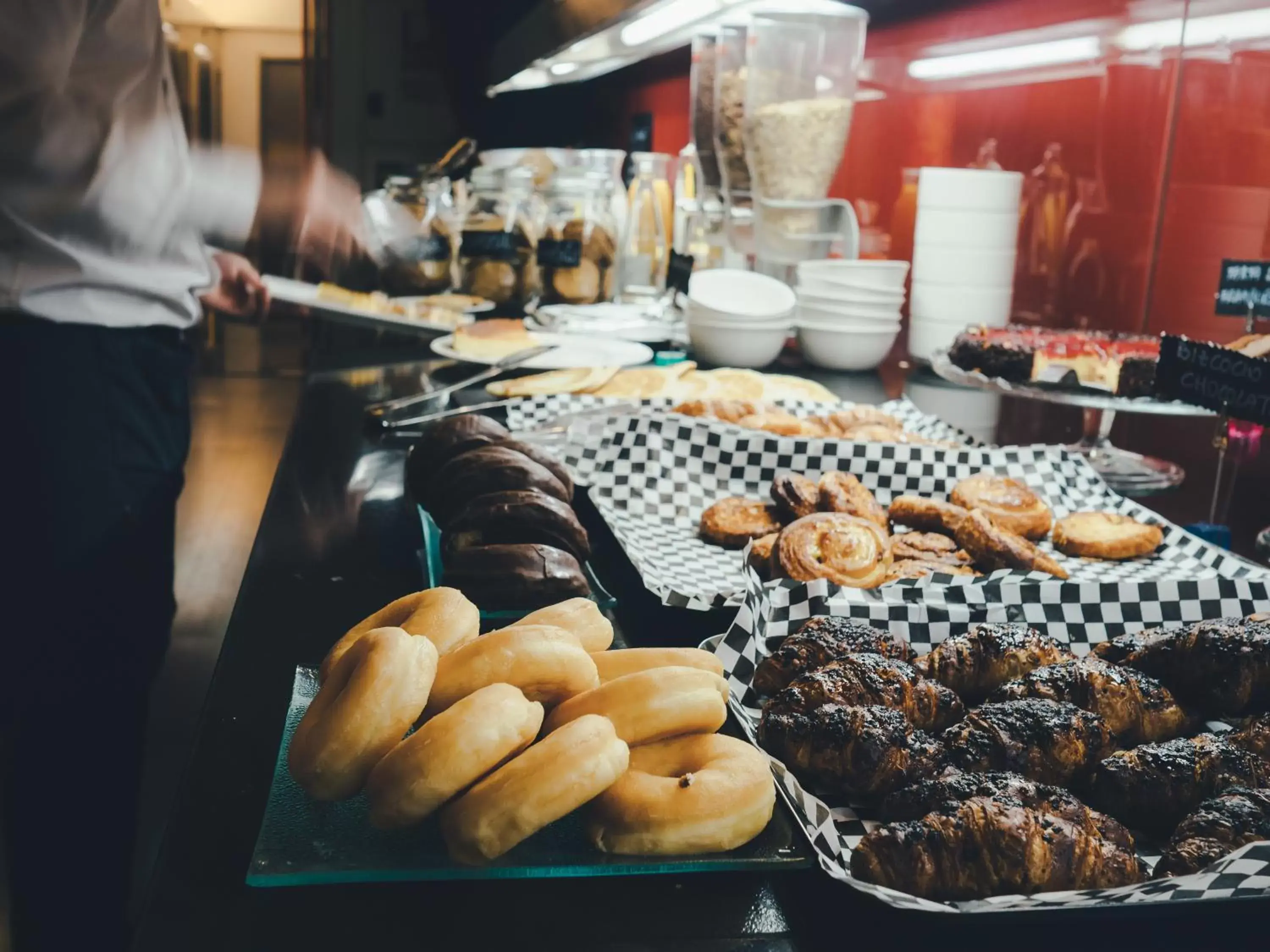 Buffet breakfast, Food in Vincci Zaragoza Zentro