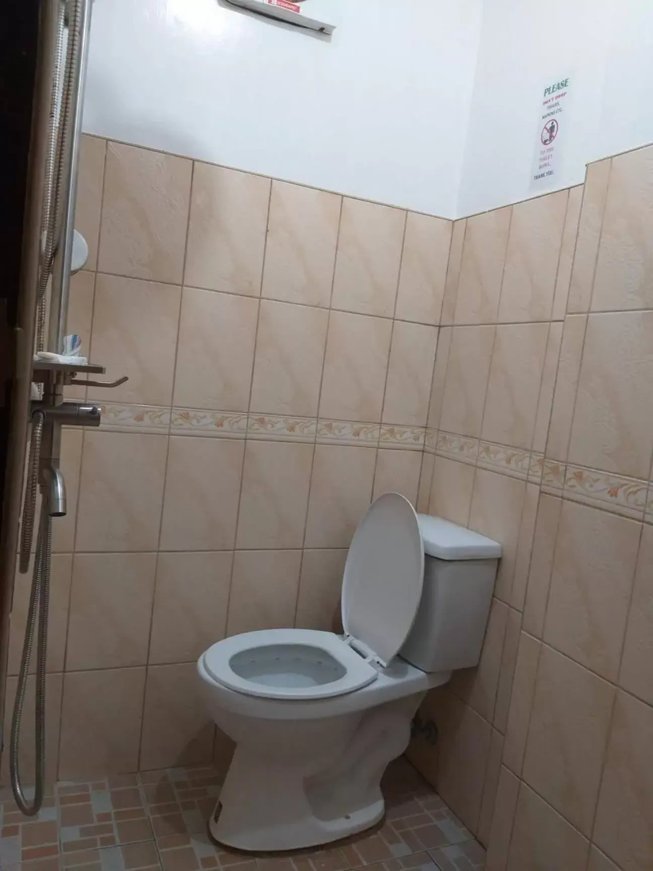 Toilet, Bathroom in Divine Castle Travelers Inn