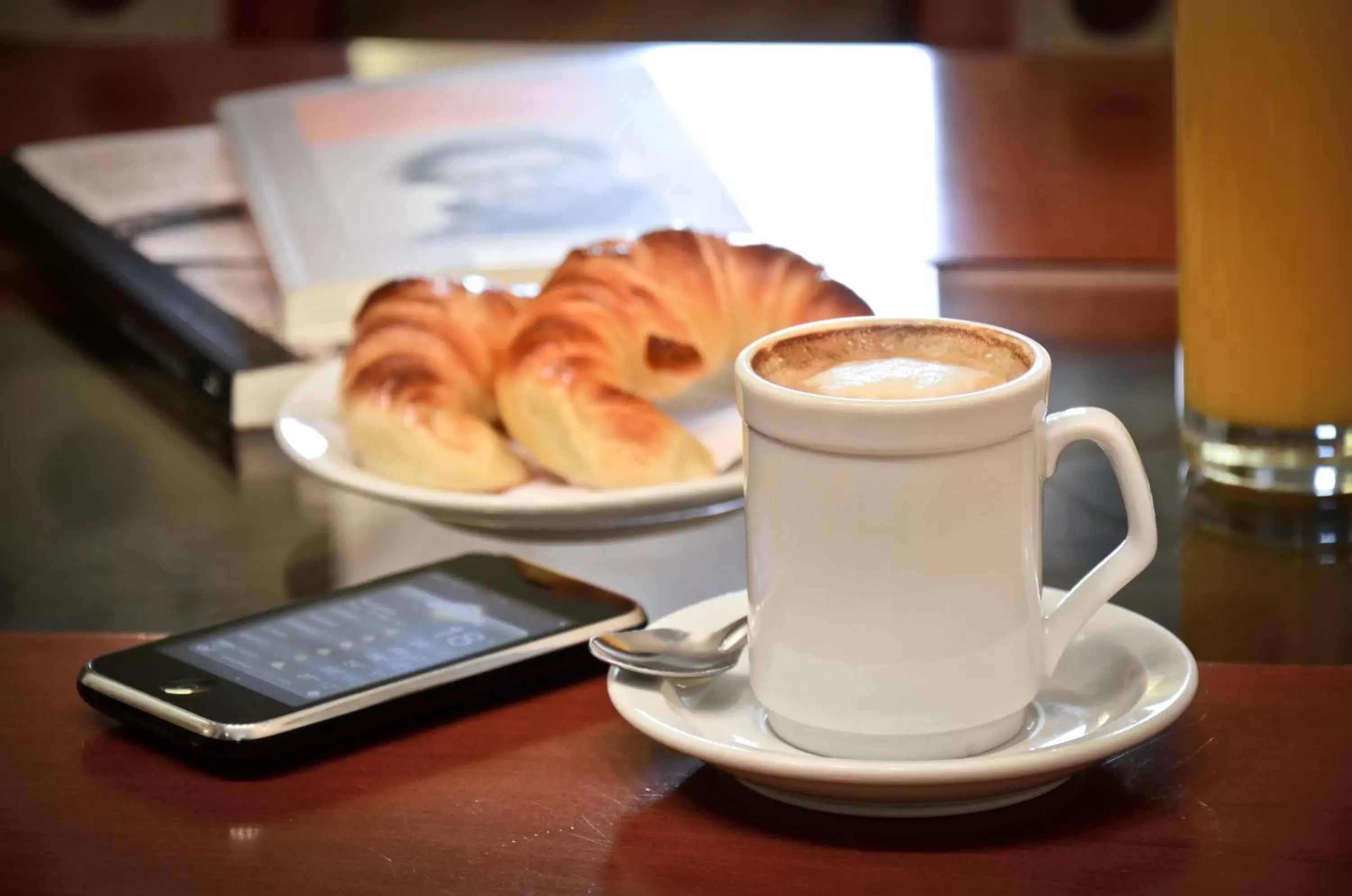 Coffee/Tea Facilities in Hotel Del Comahue