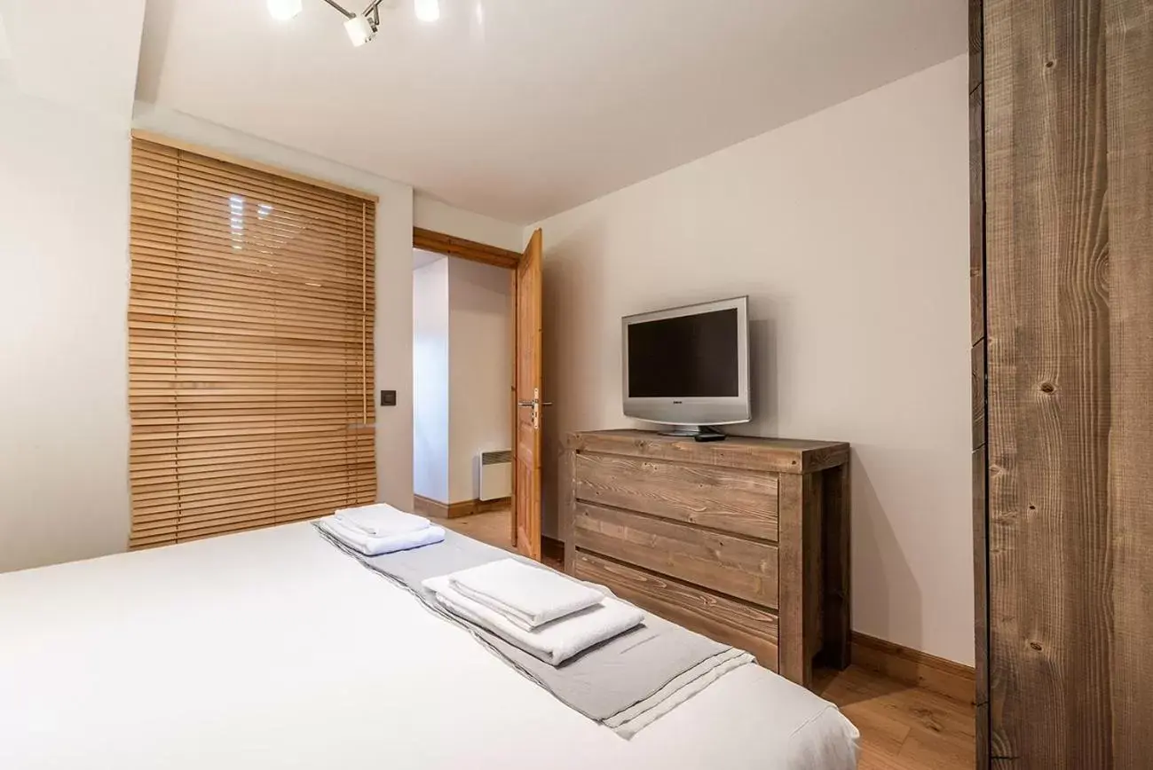 Bed in Eden Hotel, Apartments and Chalet Chamonix Les Praz