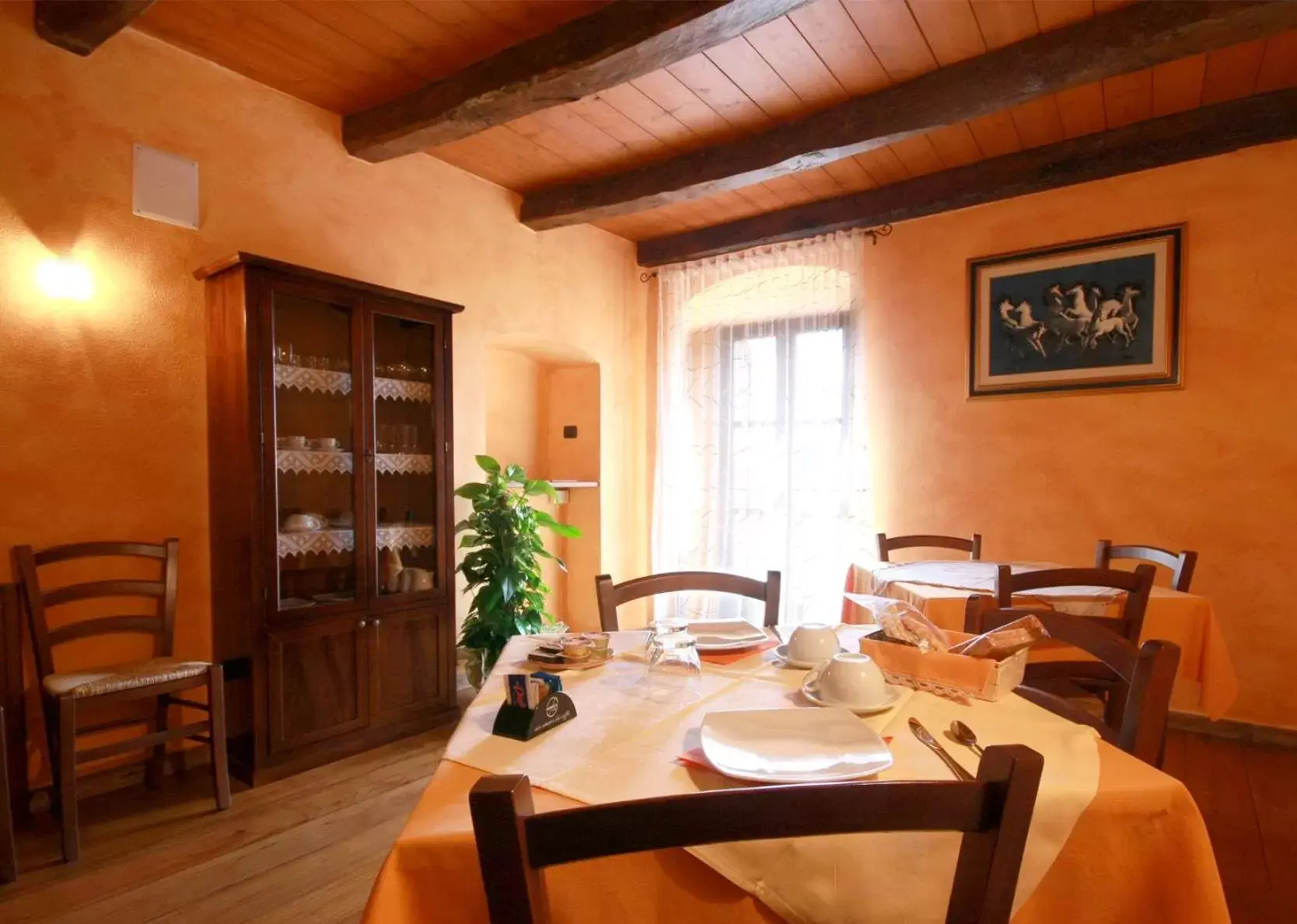 Restaurant/Places to Eat in B&B Linu Ruiu