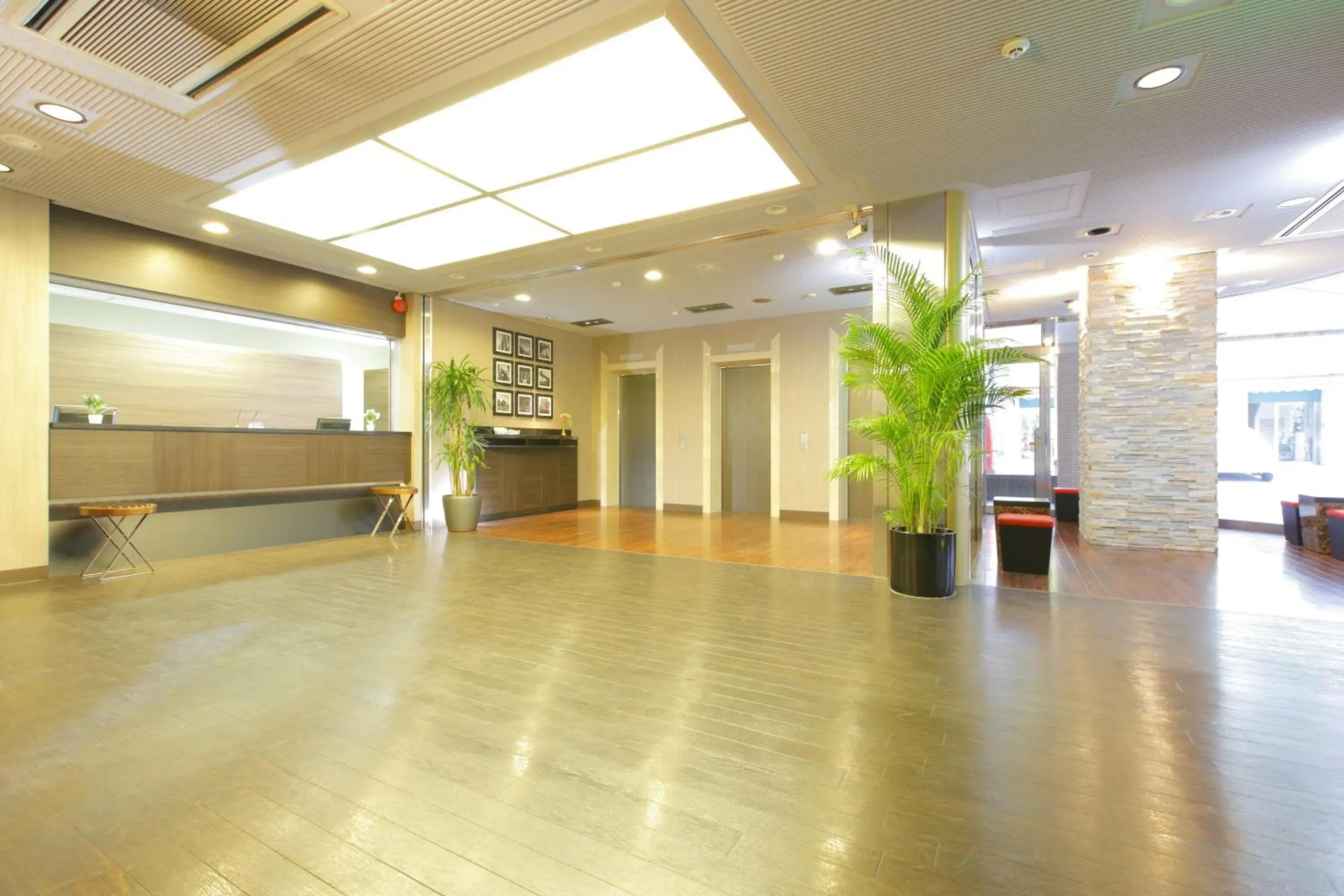 Lobby or reception in HOTEL MYSTAYS Kameido Lobby or reception in HOTEL MYSTAYS Kameido