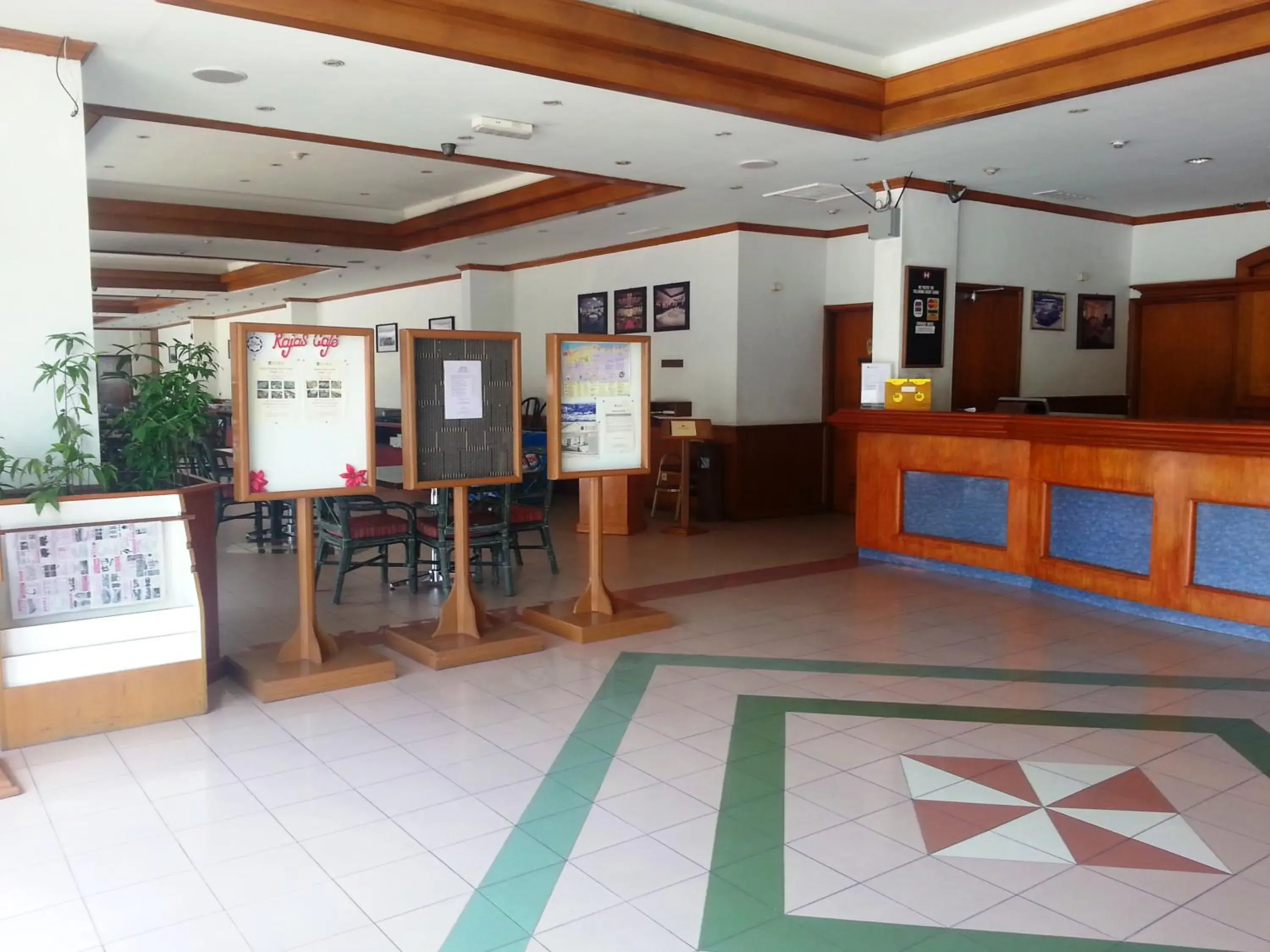 Lobby/Reception in Sanbay Hotel