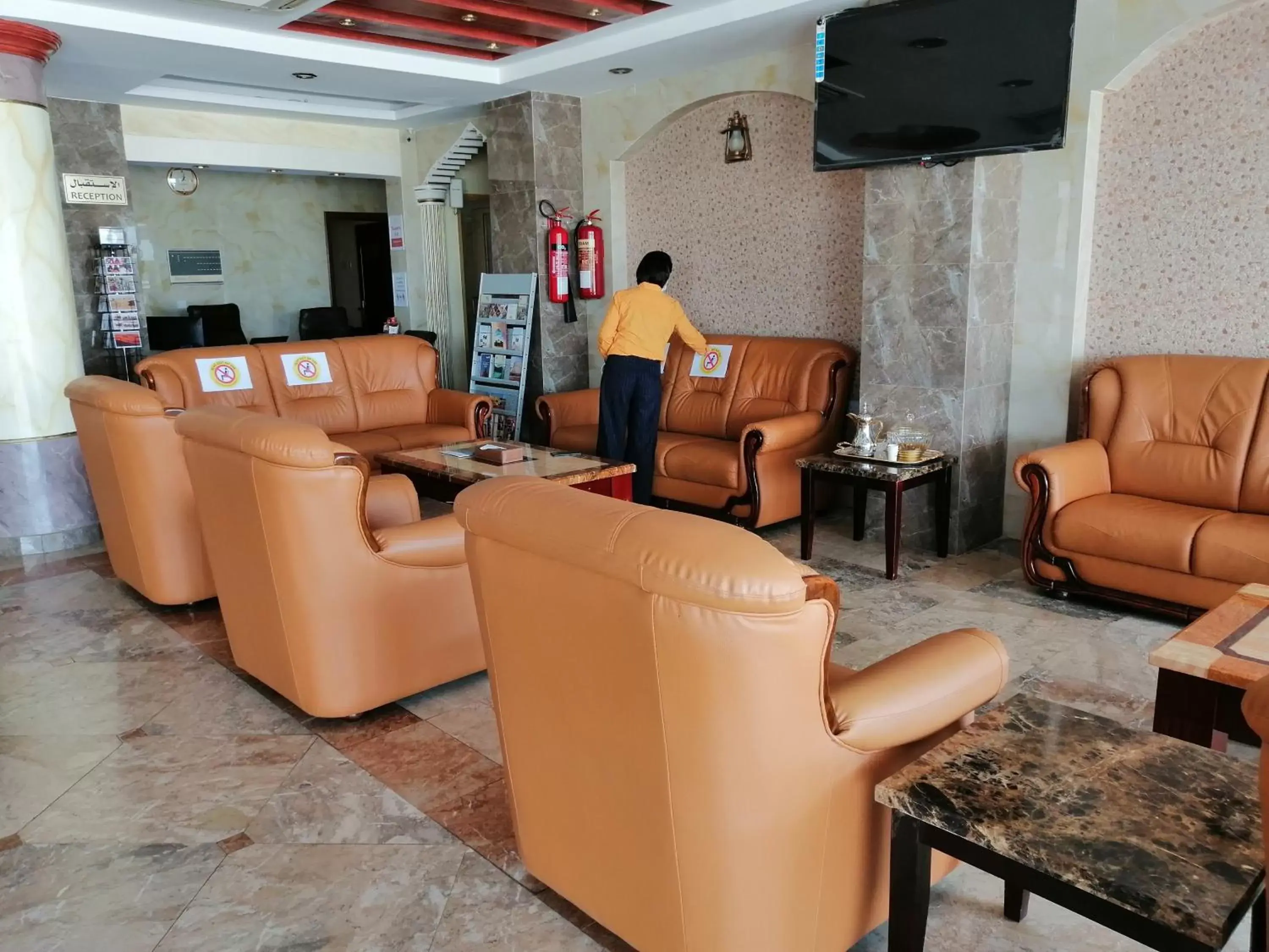 Lobby or reception in Nizwa Hotel Apartments