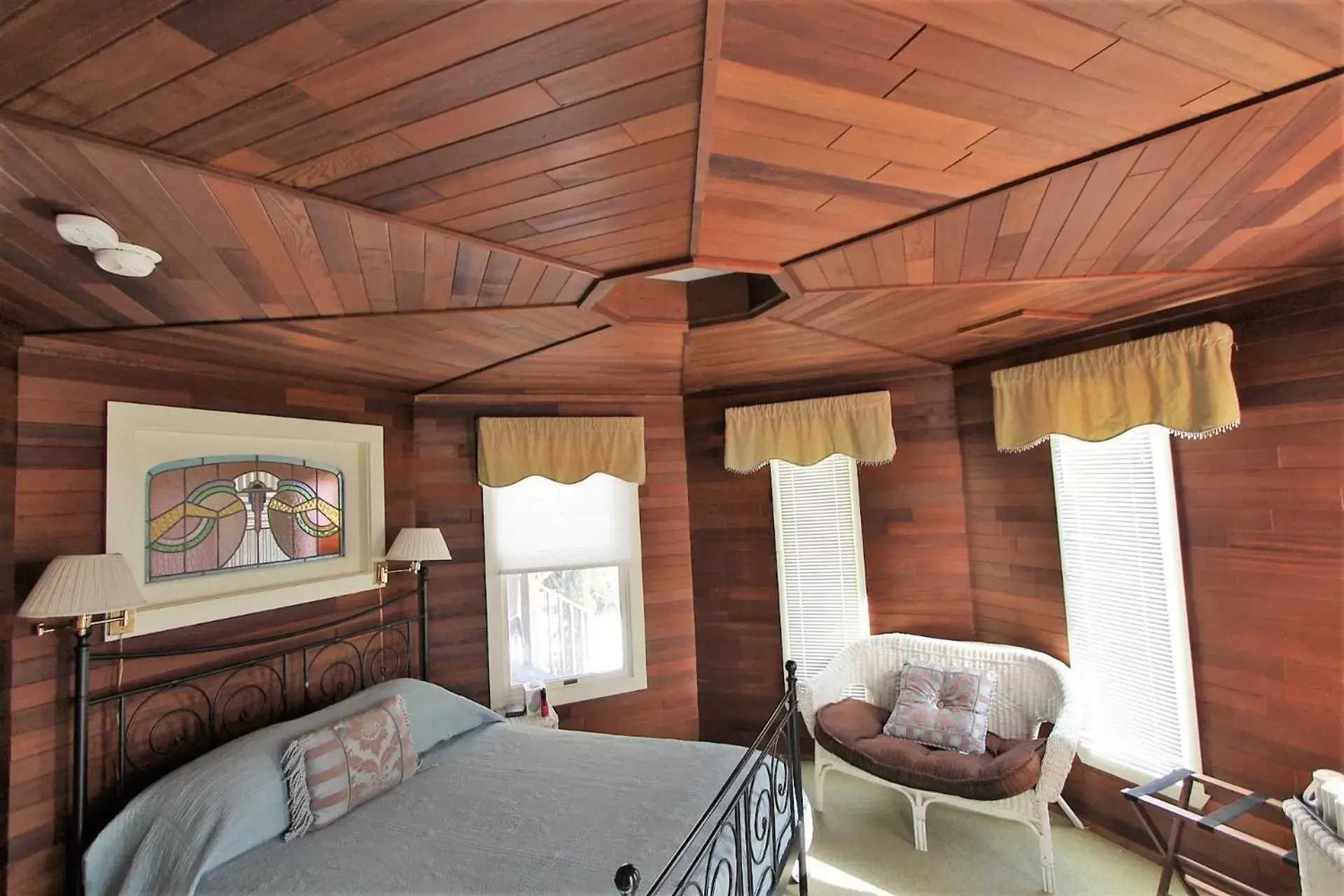 Suite with 1 King Bed and 1 Queen Sofa Bed, Room #11 (No Pets) in Alexander's Lodge Suite with 1 King Bed and 1 Queen Sofa Bed, Room #11 (No Pets) in Alexander's Lodge