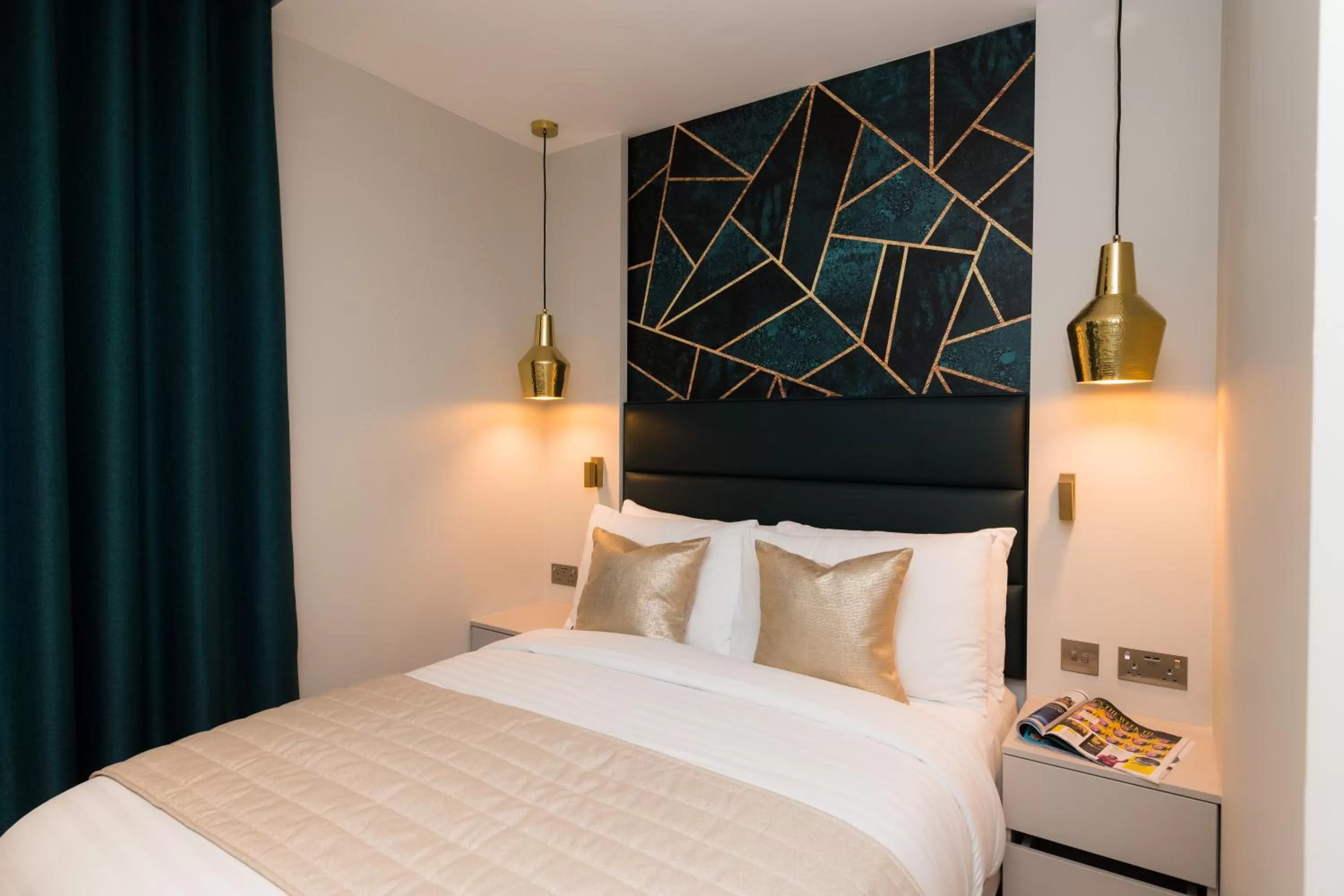 Bed in West End Lane II