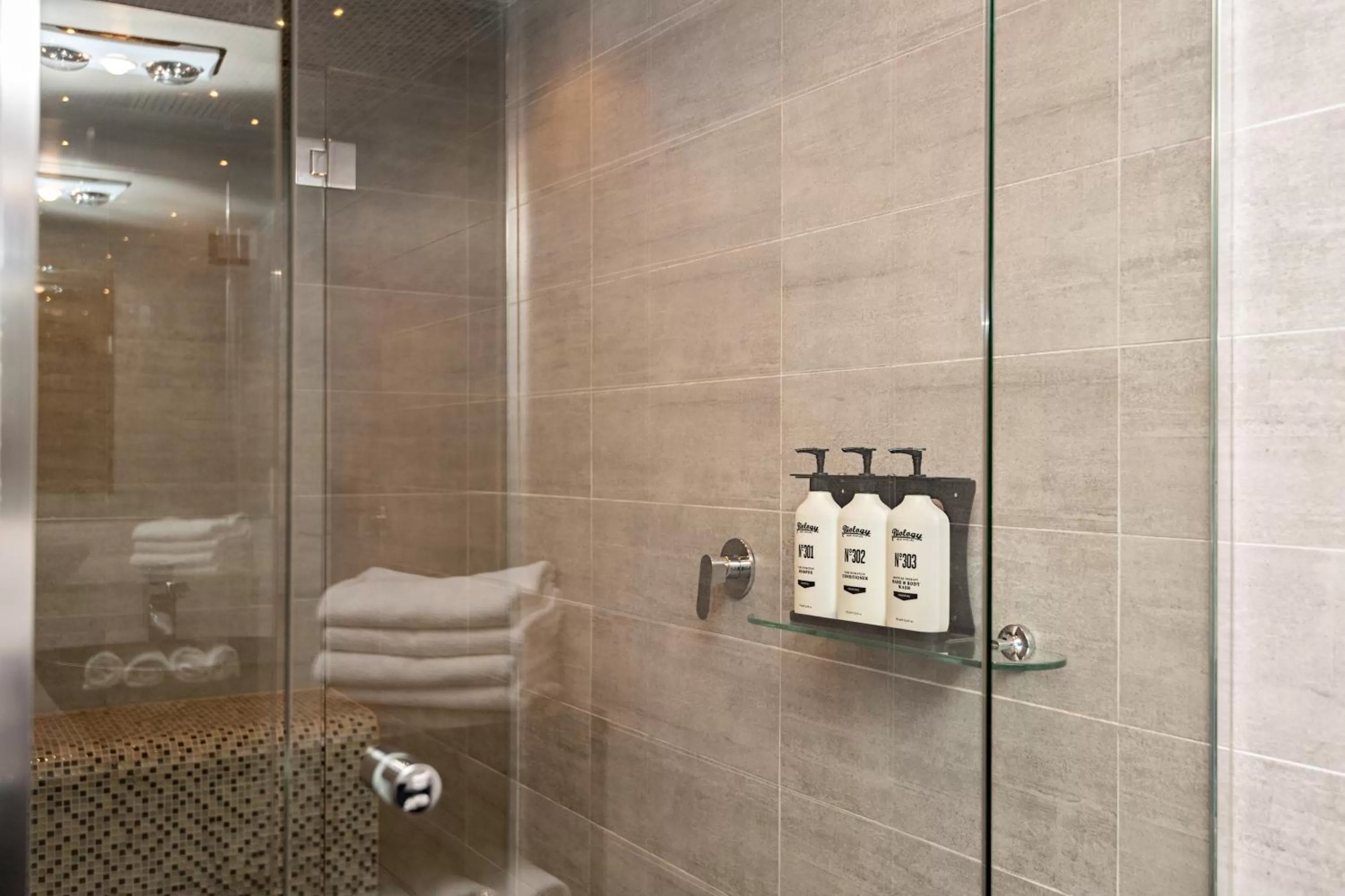 Bathroom in Lincoln Downs Resort Batemans Bay