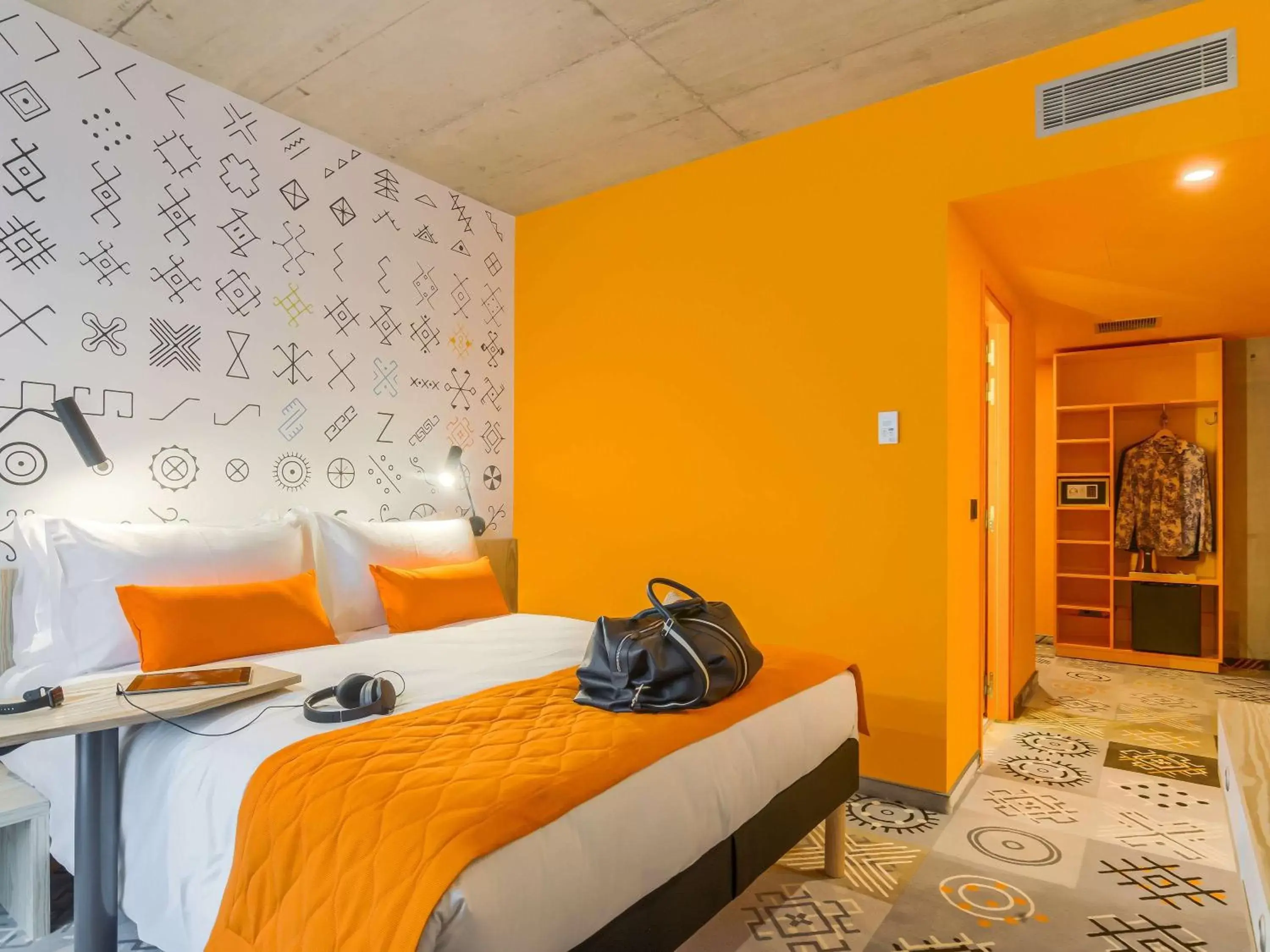 Photo of the whole room, Bed in ibis Styles Bucharest City Center