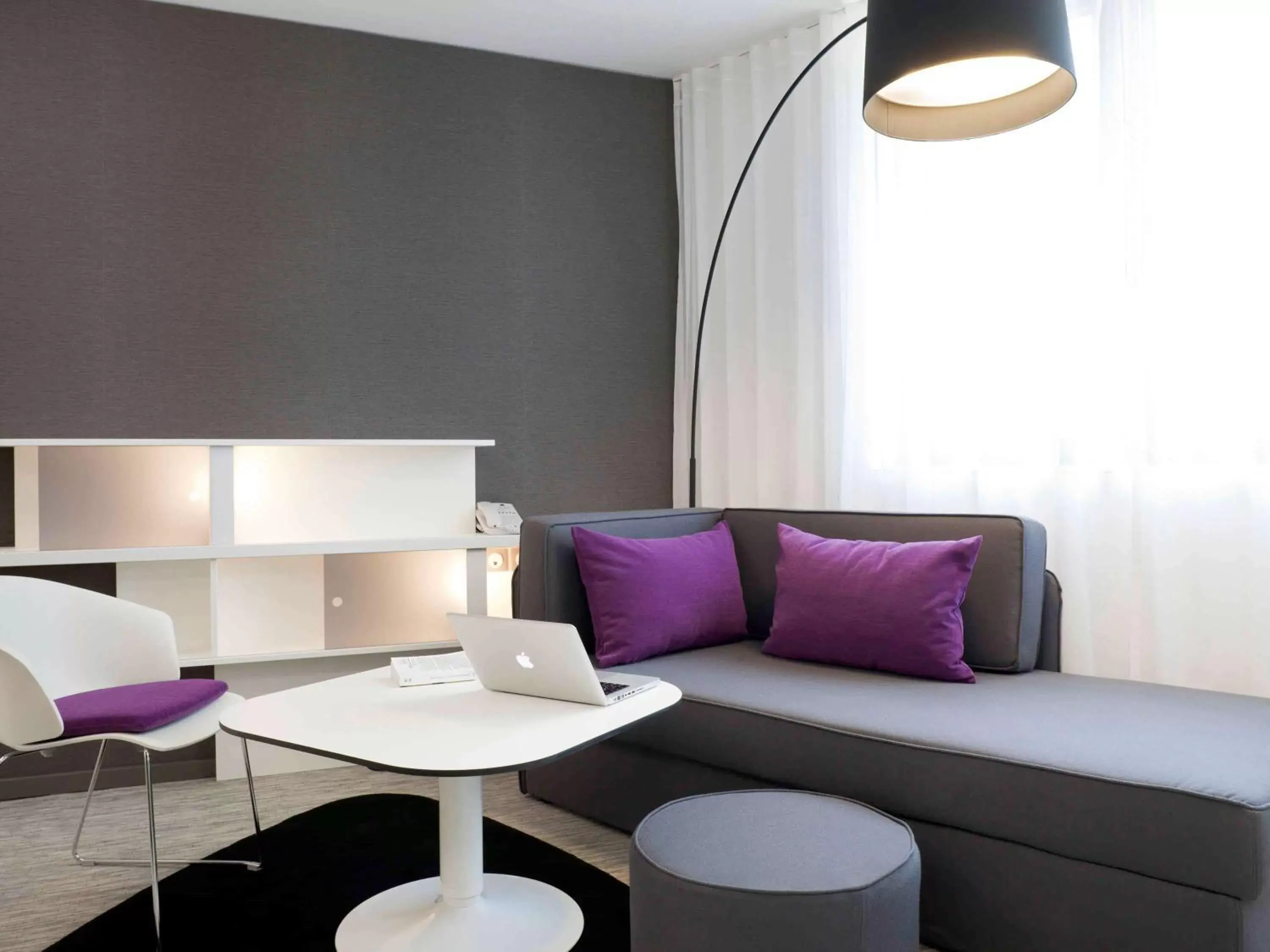 Photo of the whole room, Seating Area in Novotel Suites Paris Issy Les Moulineaux
