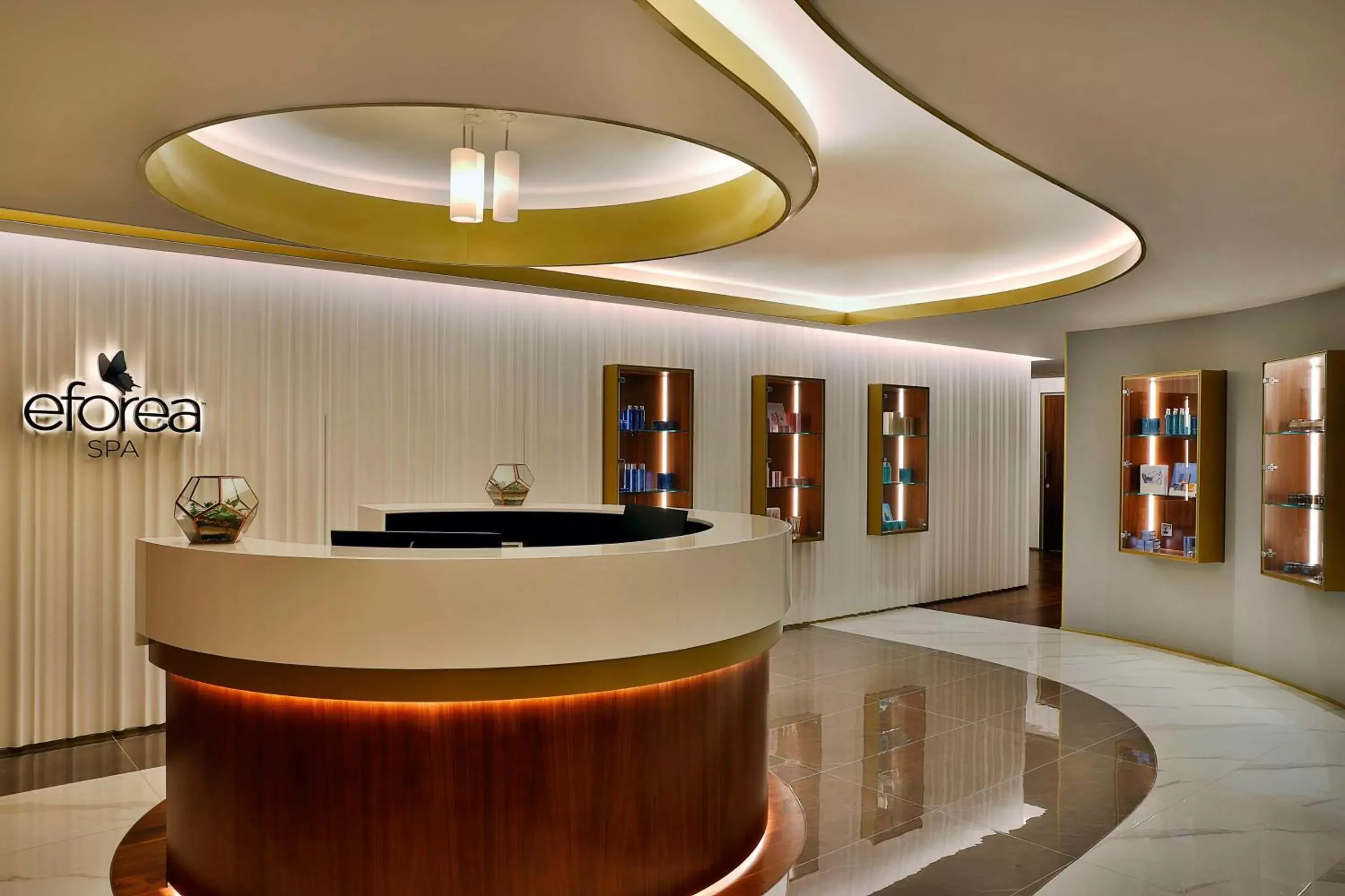Sports, Lobby/Reception in Hilton Dubai Palm Jumeirah