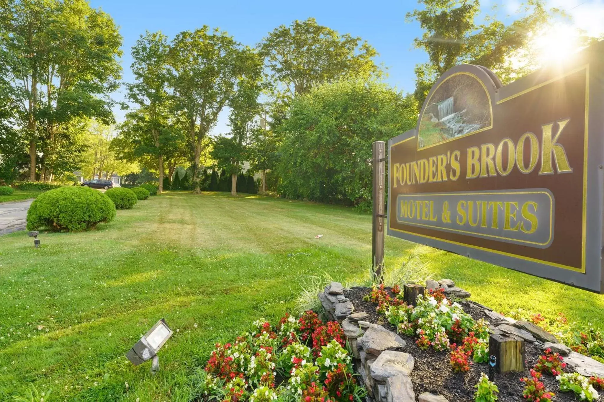 Property logo or sign, Garden in Founder's Brook Motel and Suites