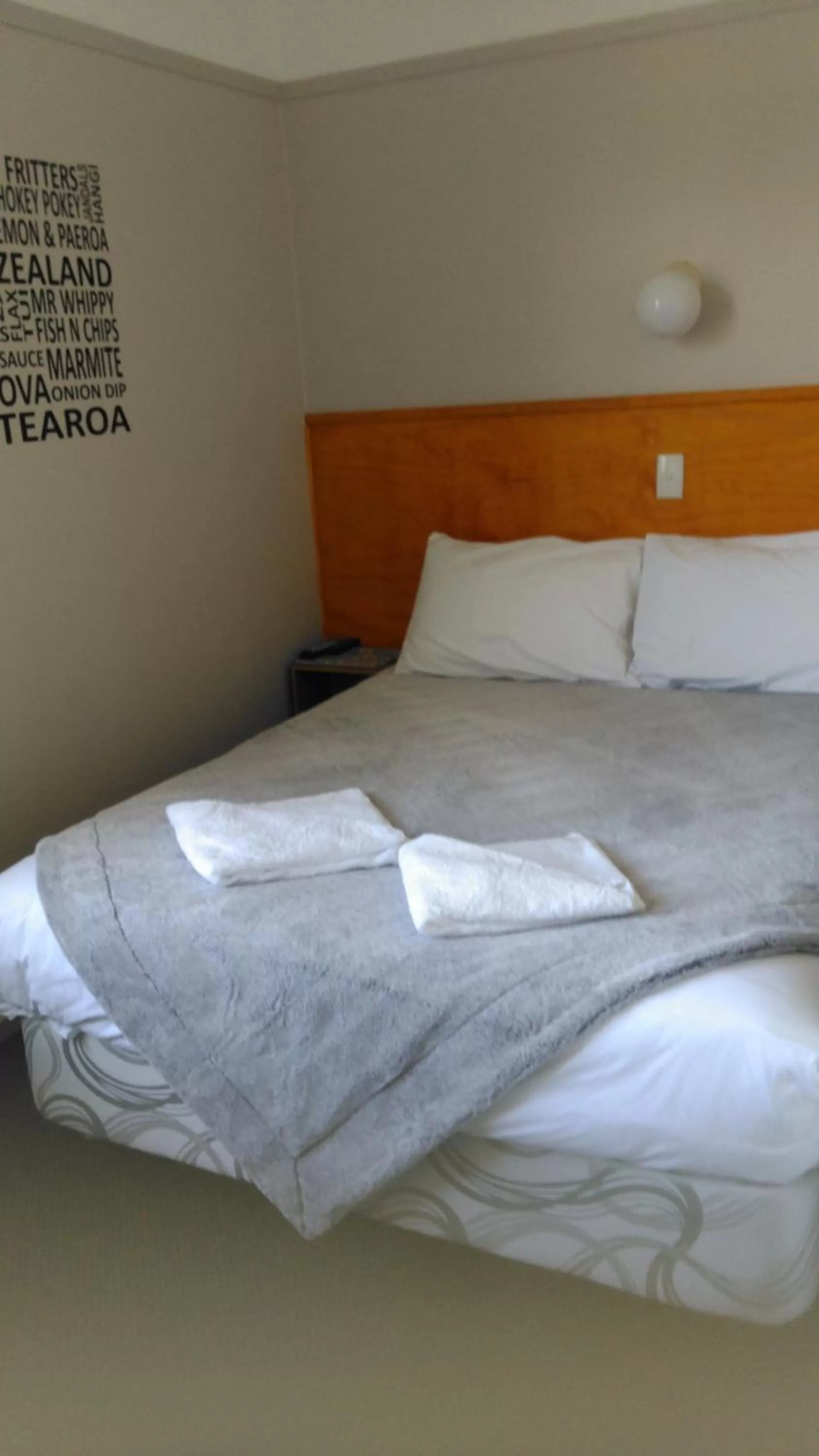 Bed in Hokitika Pioneer Hotel