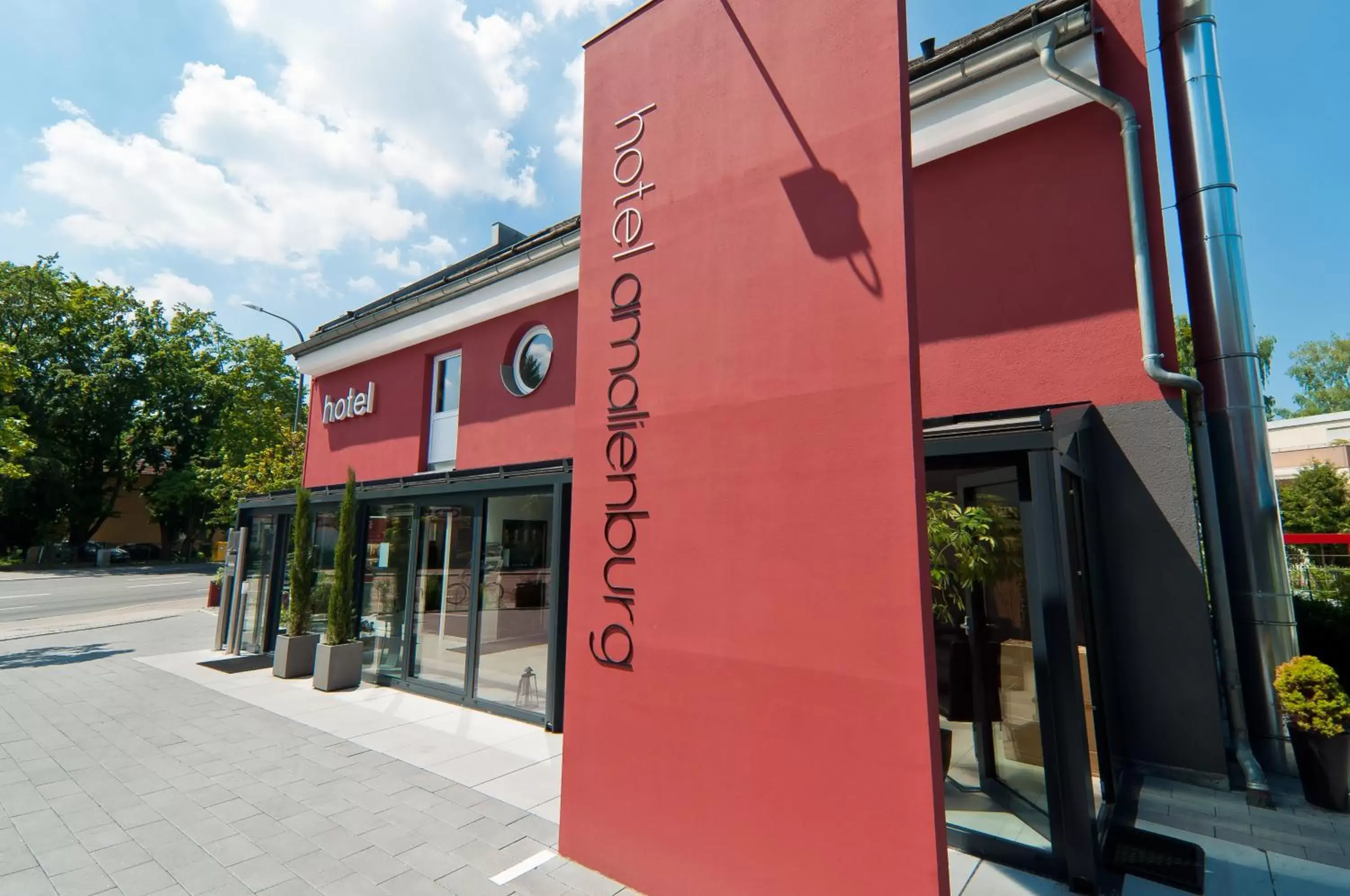 Facade/entrance in Amalienburg - Boutique & Boarding Hotel Facade/entrance in Amalienburg - Boutique & Boarding Hotel