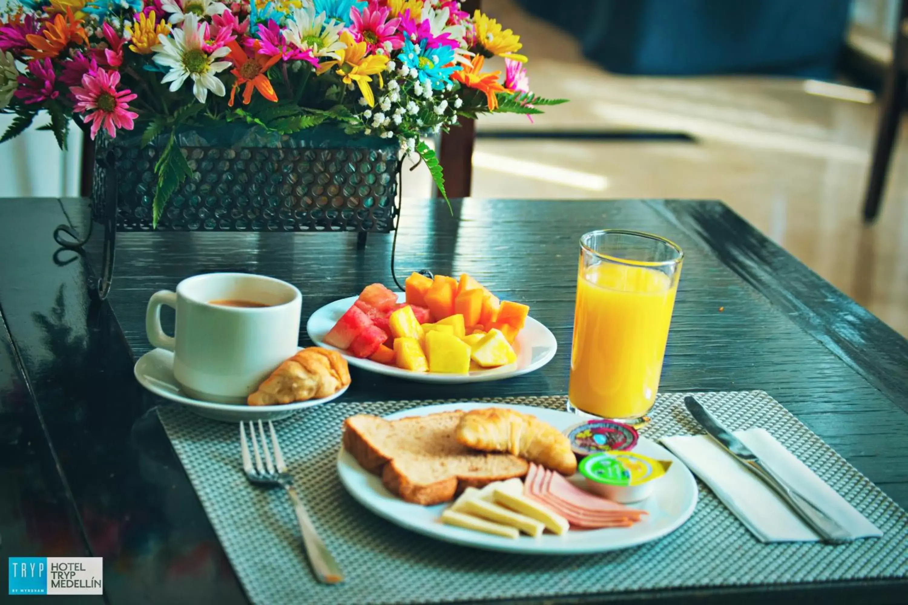 Buffet breakfast, Breakfast in Tequendama Hotel Medellín - Estadio
