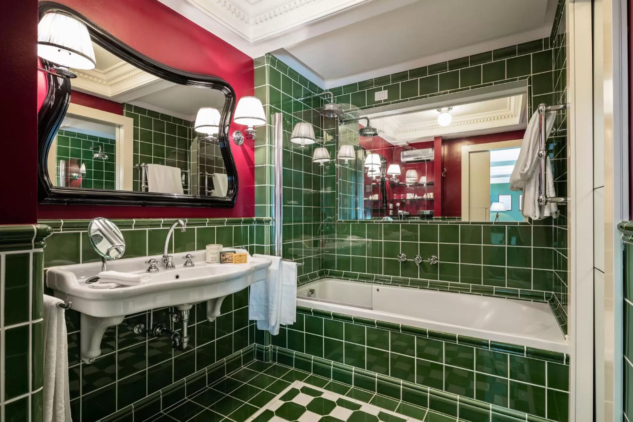 Bathroom in Hotel Regency - Small Luxury Hotels of the World