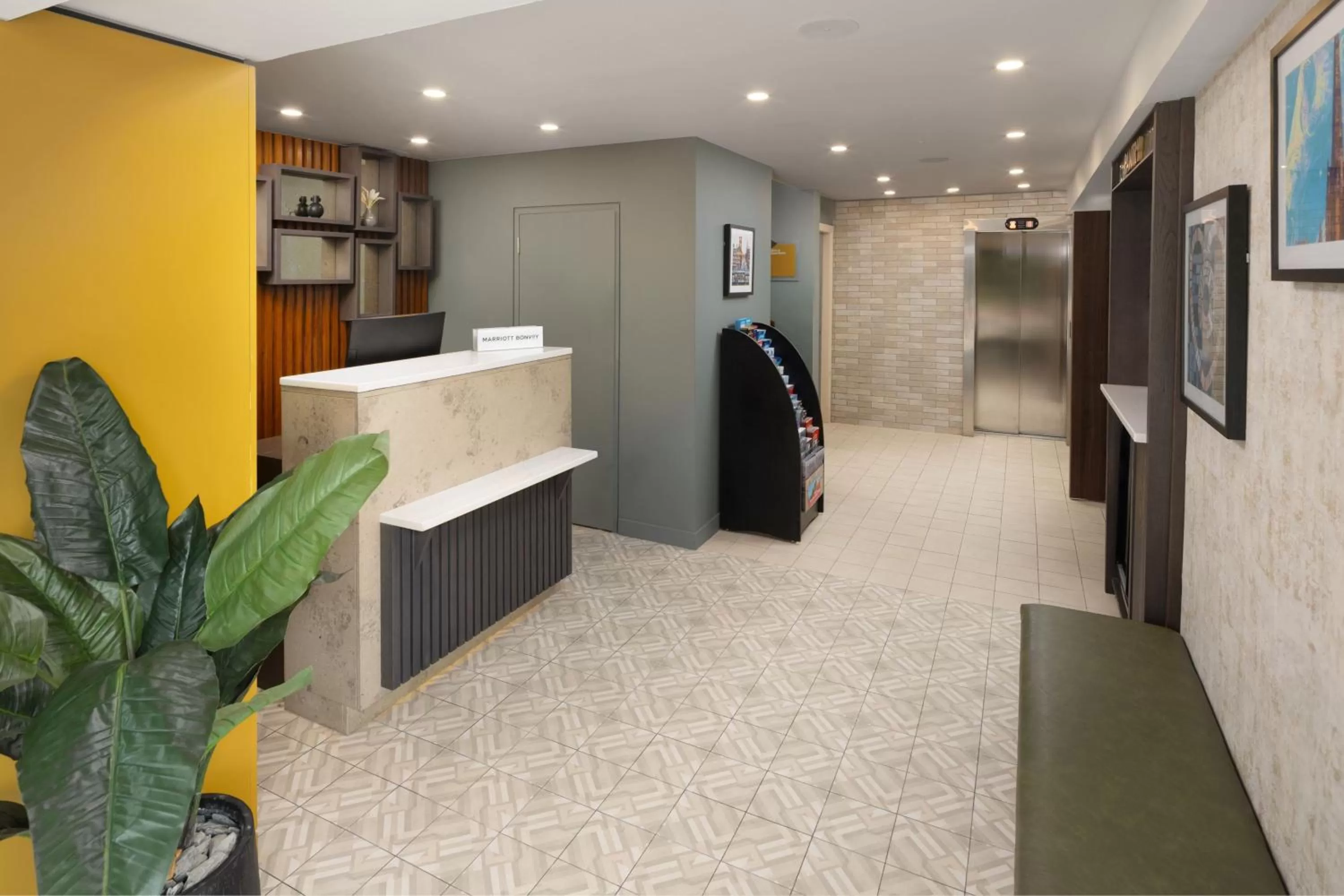 Lobby or reception in Four Points by Sheraton Edinburgh