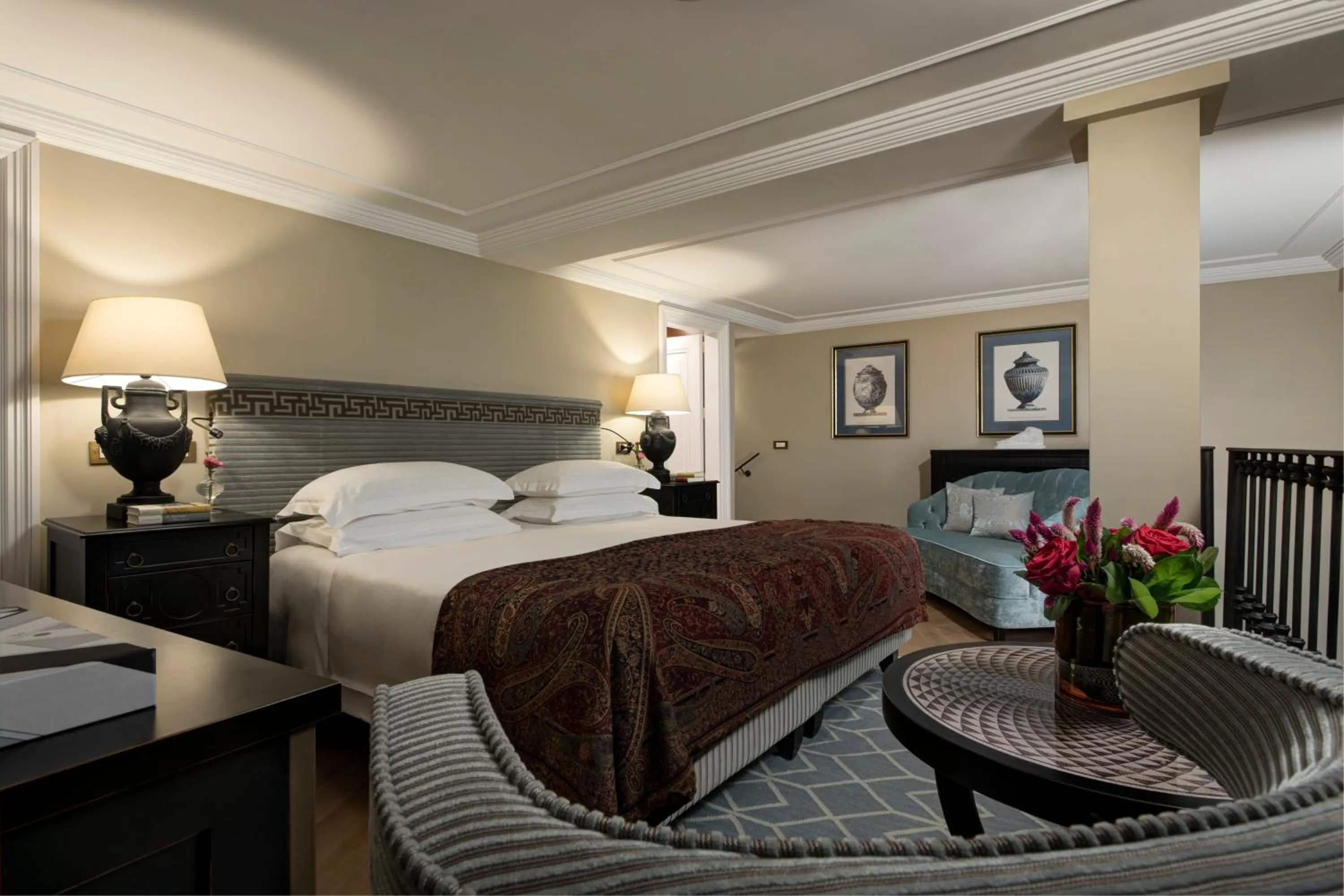 Bedroom, Bed in Rocco Forte Hotel De La Ville