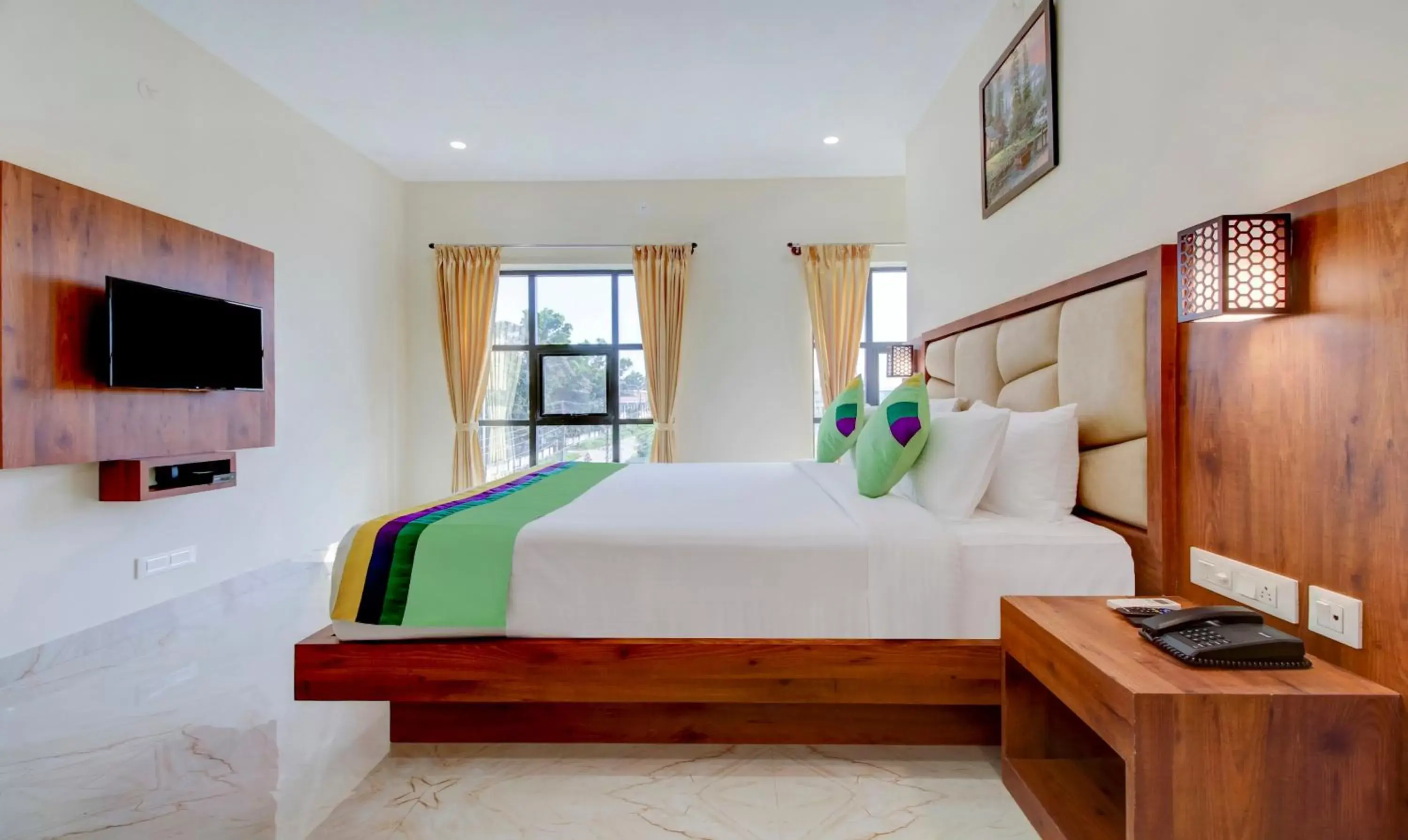 Bedroom, Bed in Treebo The Meridian Bedroom, Bed in Treebo The Meridian