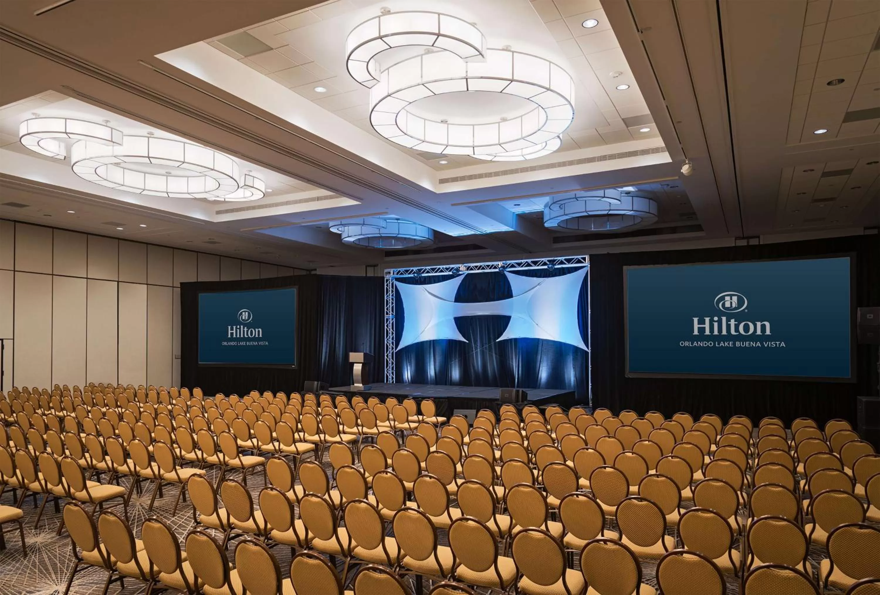 Meeting/conference room in Hilton Orlando Lake Buena Vista - Disney Springs™ Area