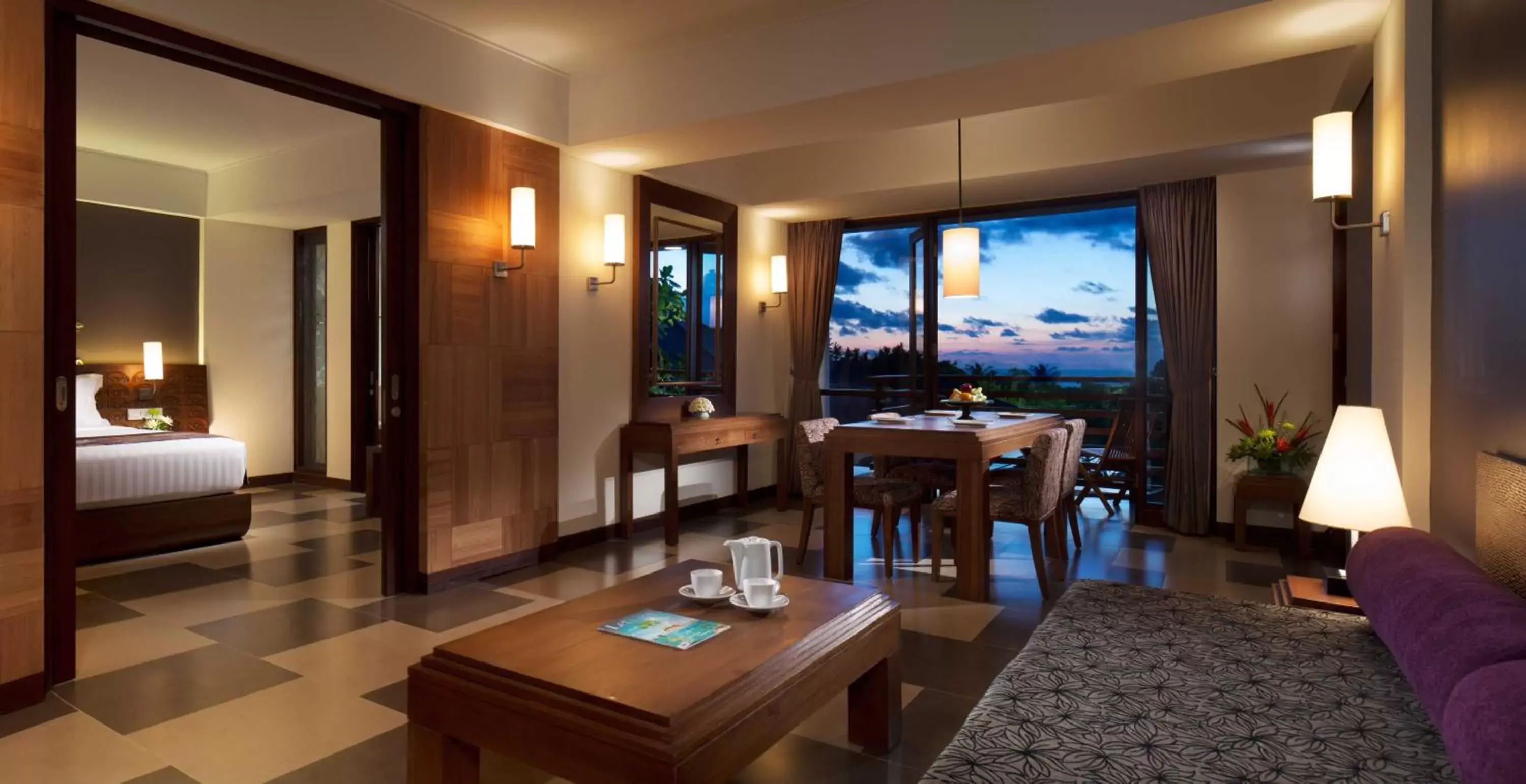 Living room, Restaurant/Places to Eat in Sun Island Hotel & Spa Kuta