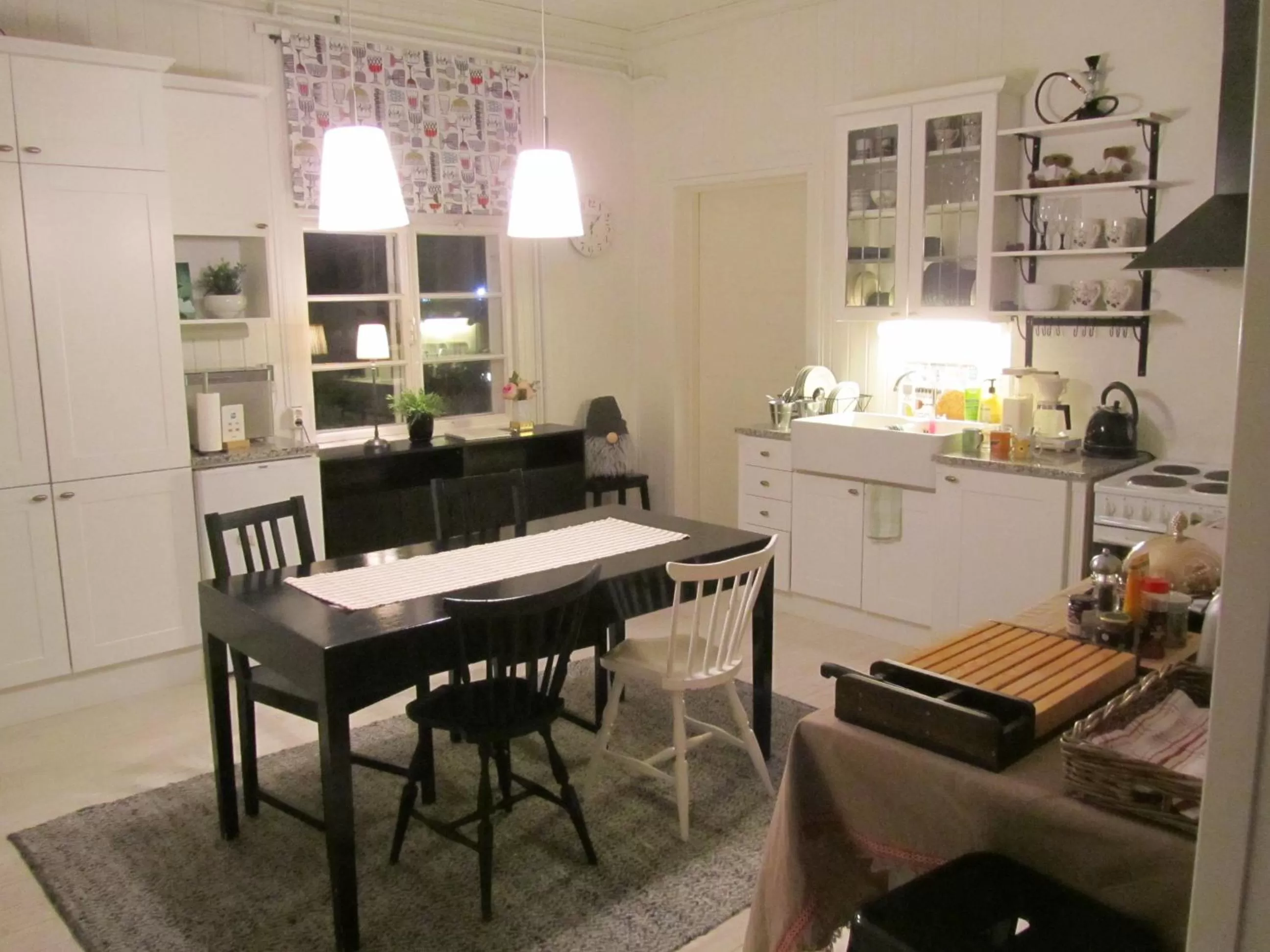 Kitchen or kitchenette in Hotelli Huiskankorpi Boutique Hotel