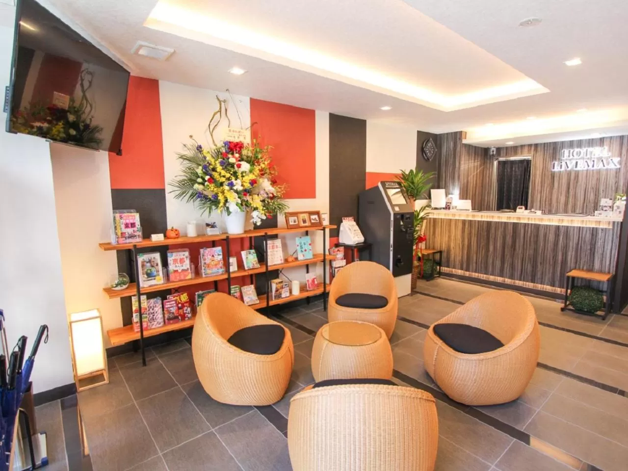 Lobby or reception in HOTEL LiVEMAX Kyoto Teramachidori
