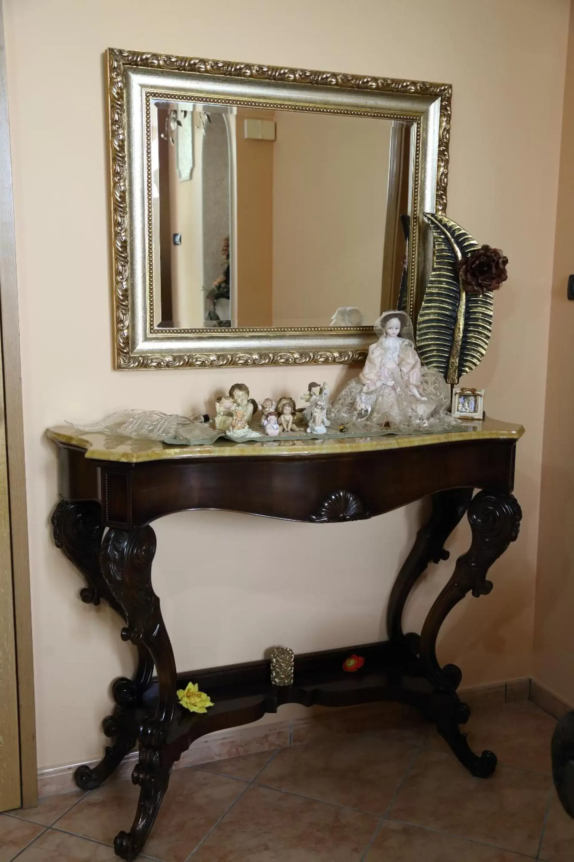 Lobby or reception, Bathroom in Villa Manno