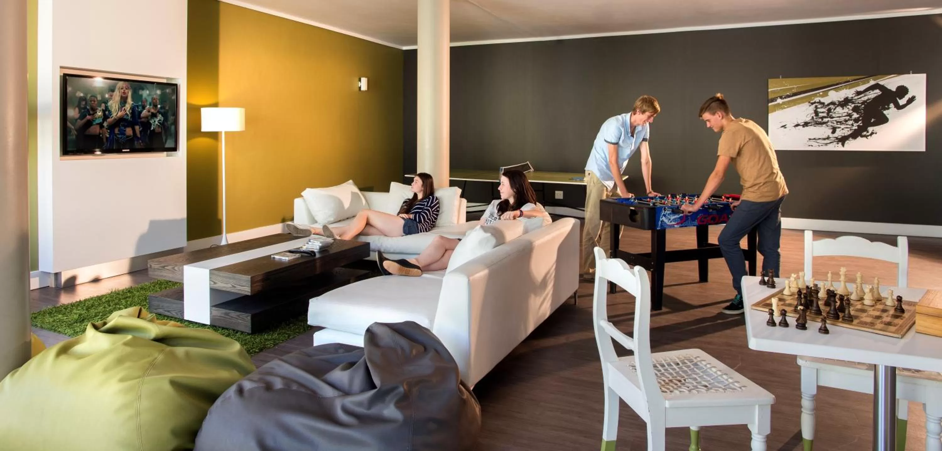 Area and facilities in Fancourt Hotel