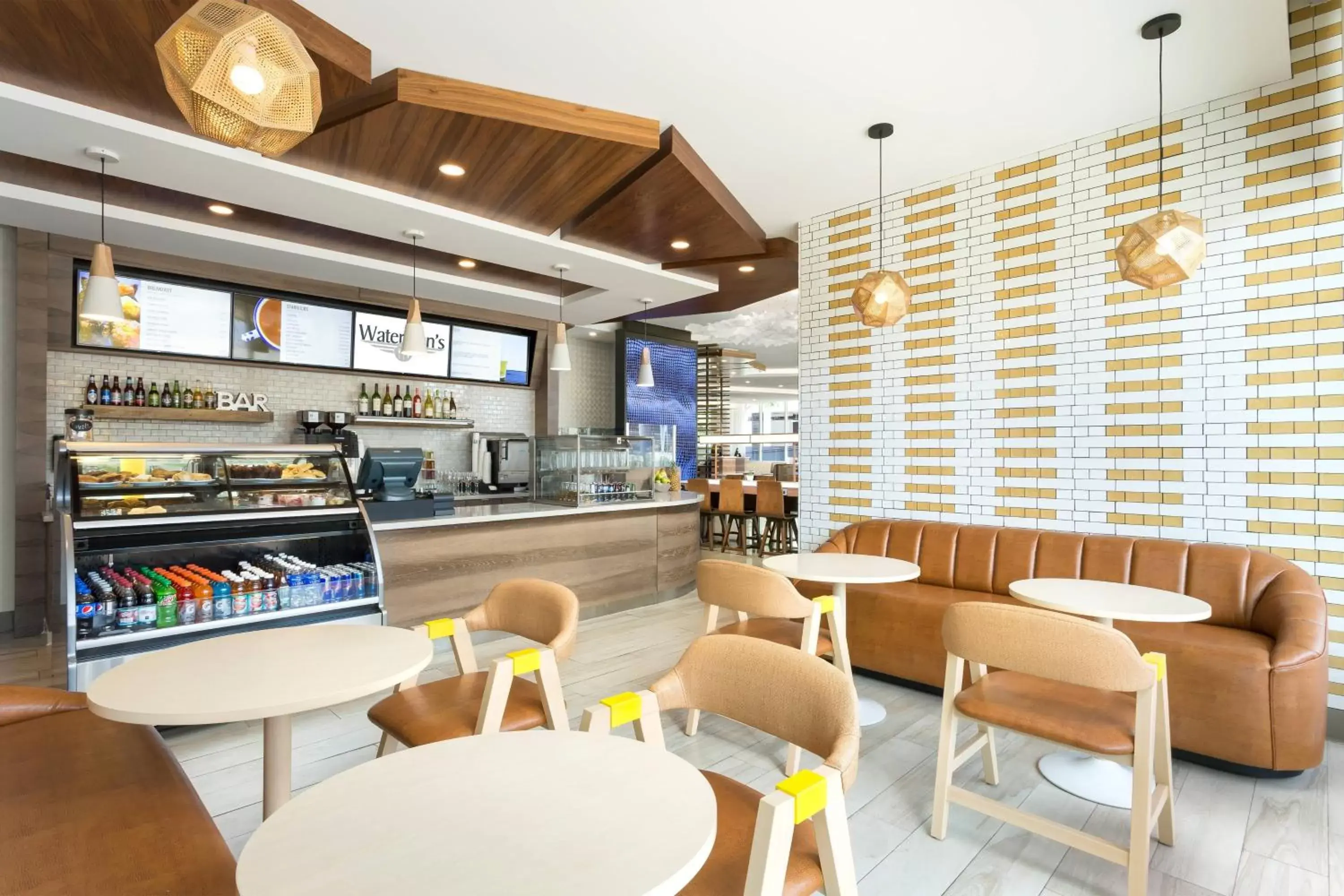 Restaurant/places to eat, Lounge/Bar in Courtyard by Marriott Santa Monica