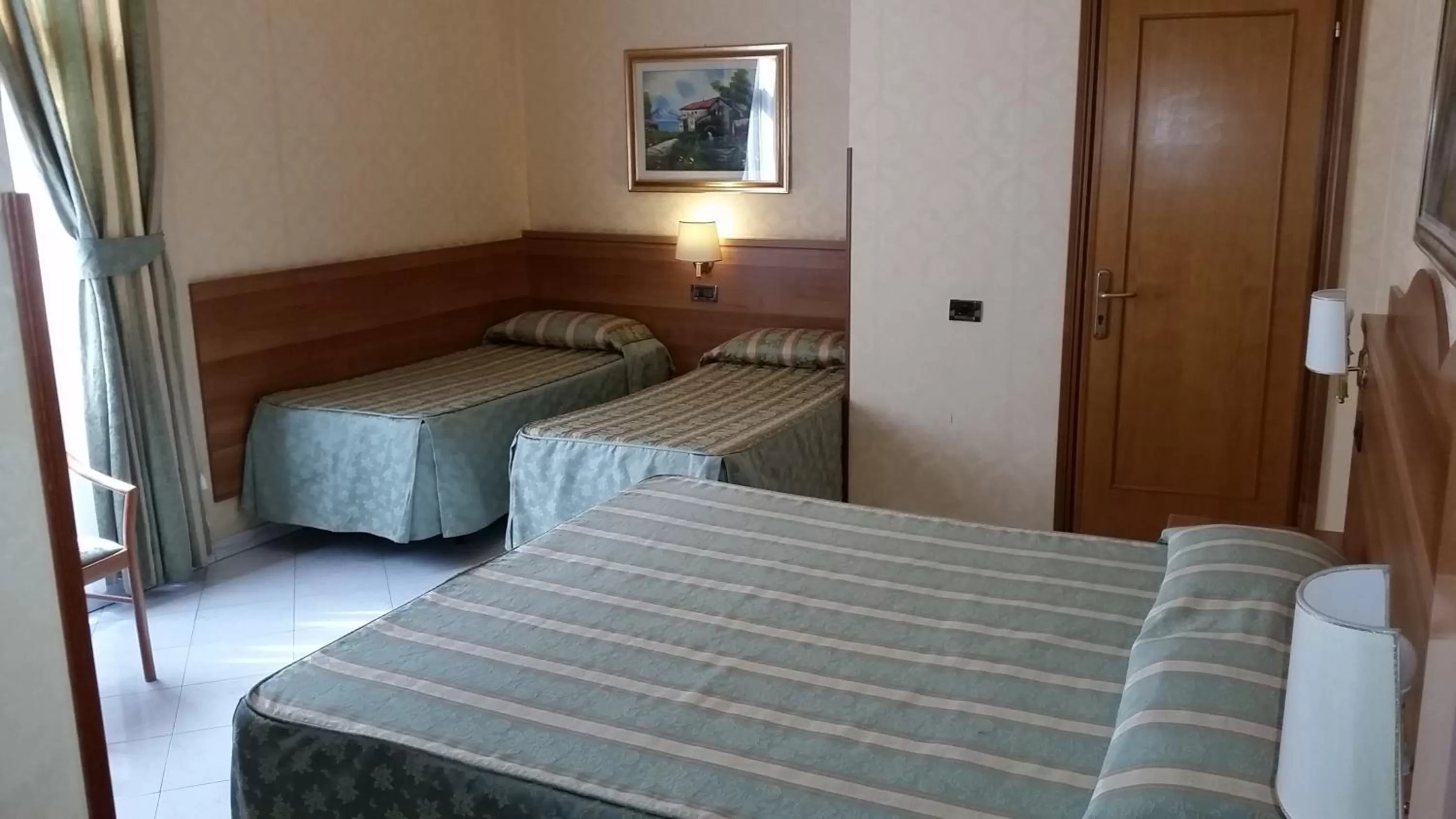 Photo of the whole room, Bed in Hotel Teti