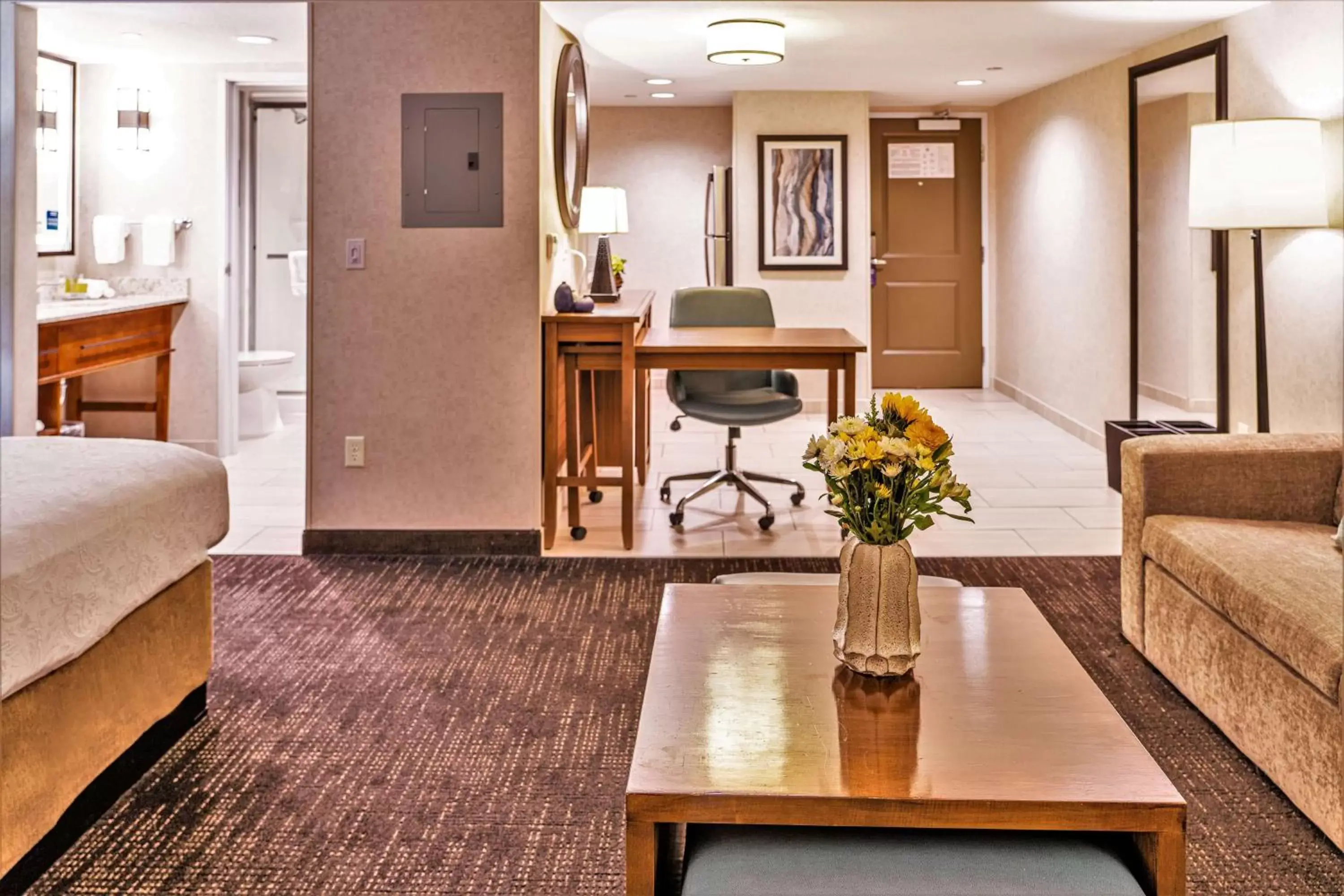 Bedroom, Seating Area in Homewood Suites by Hilton Pleasant Hill Concord