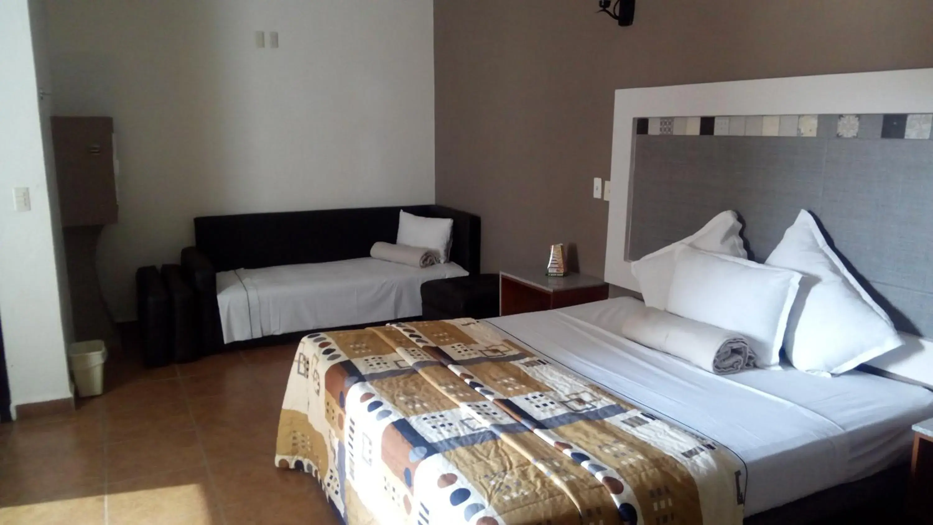 Photo of the whole room, Bed in Hotel Aquiles