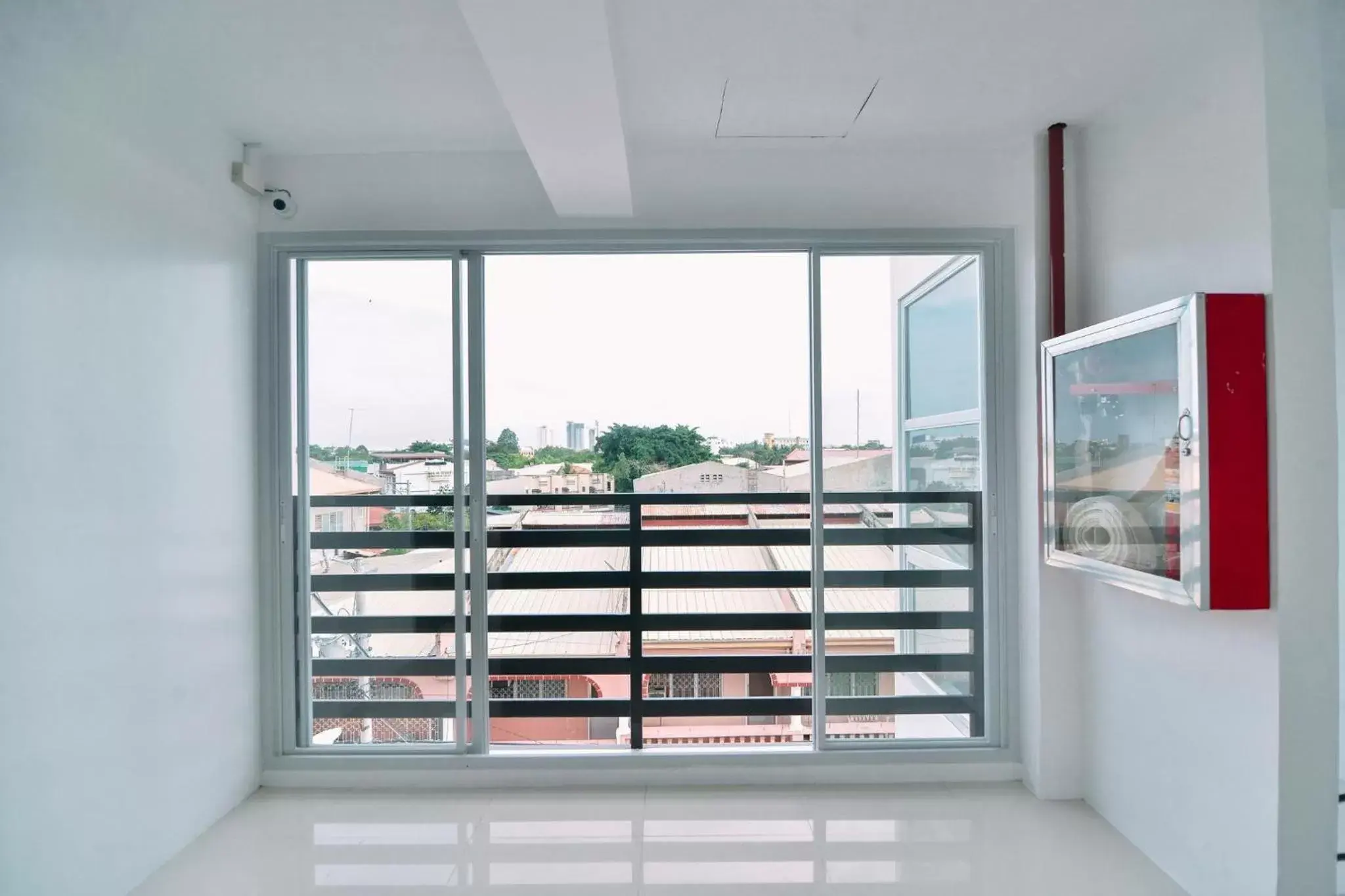 Balcony/Terrace in The Strand Suites and Dormitel