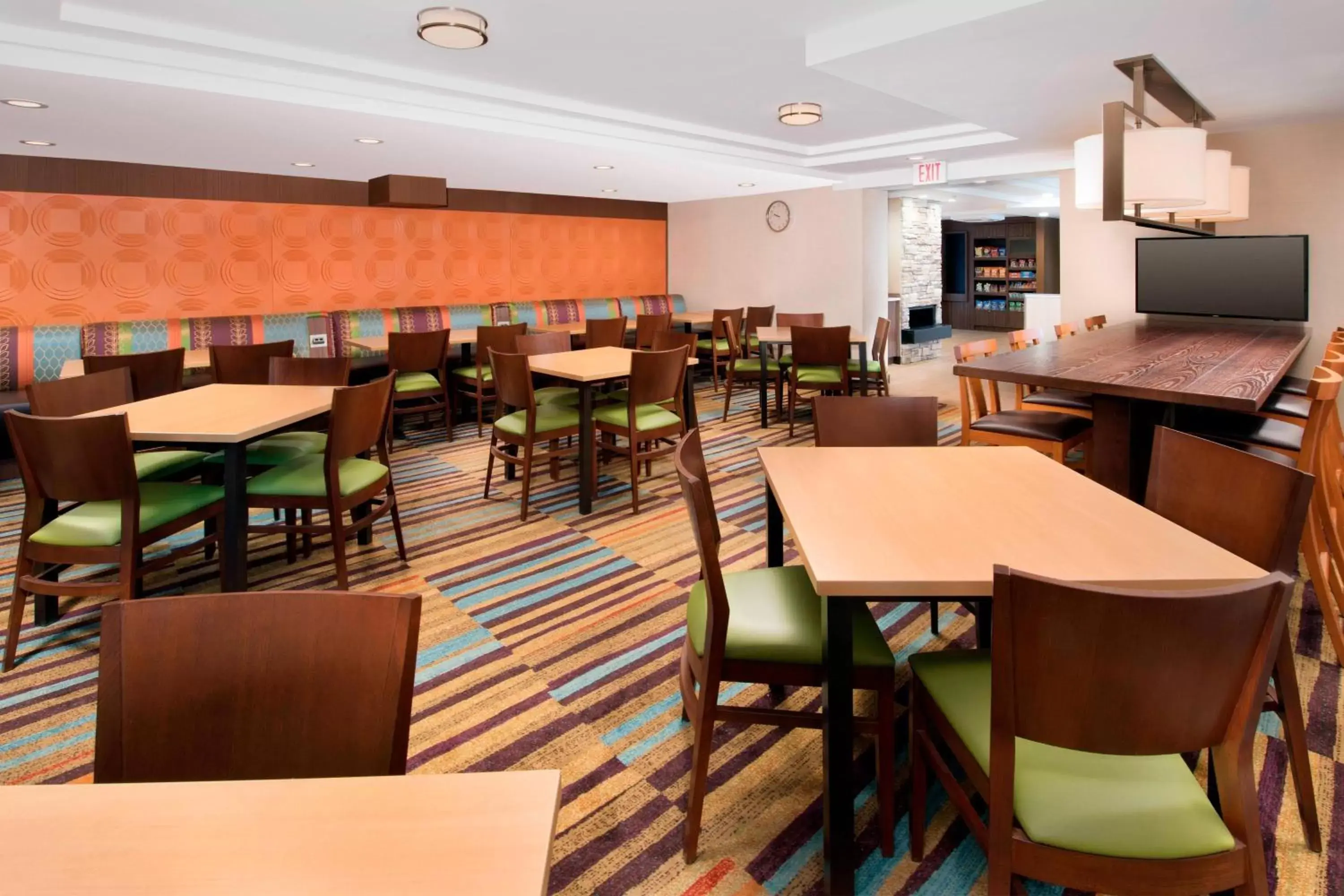 Breakfast, Restaurant/Places to Eat in Fairfield Inn & Suites by Marriott Albany East Greenbush