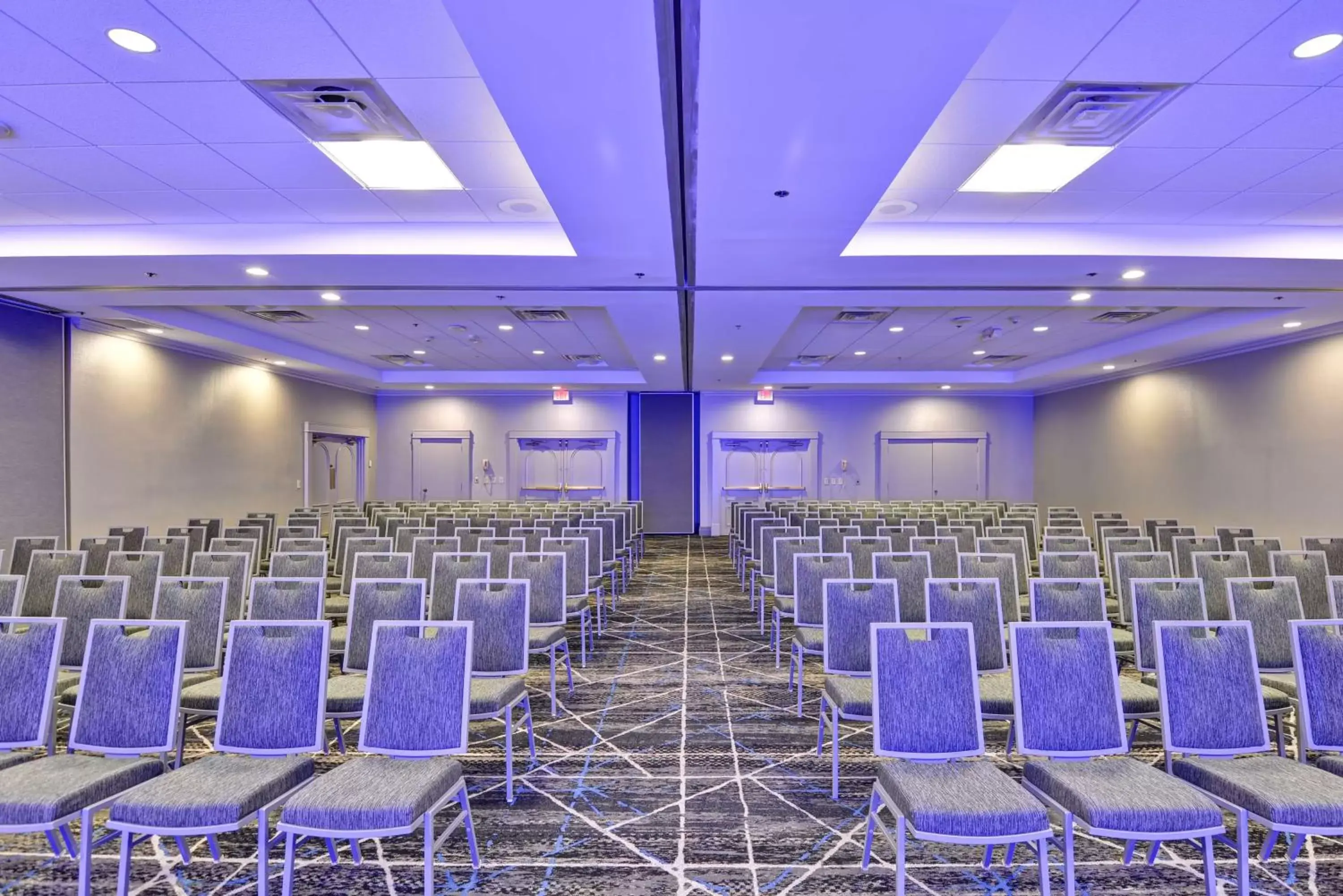 Meeting/conference room in Embassy Suites by Hilton Miami International Airport