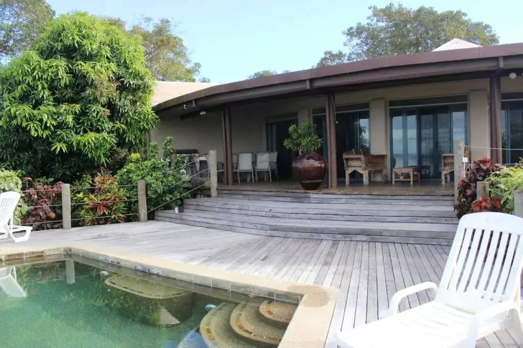 Swimming Pool in Anchorage Beach Resort