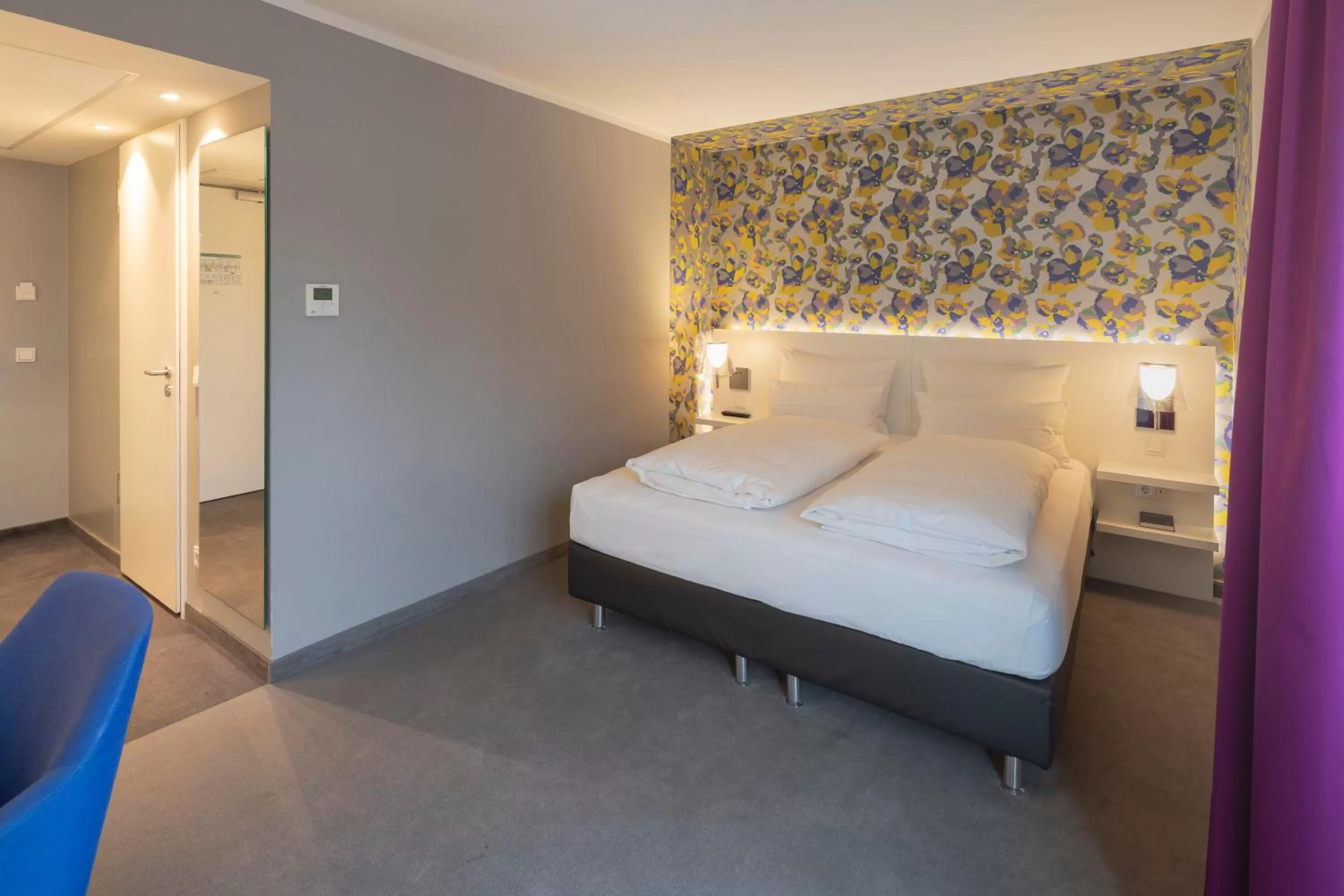 Photo of the whole room, Bed in Hotel am Remspark