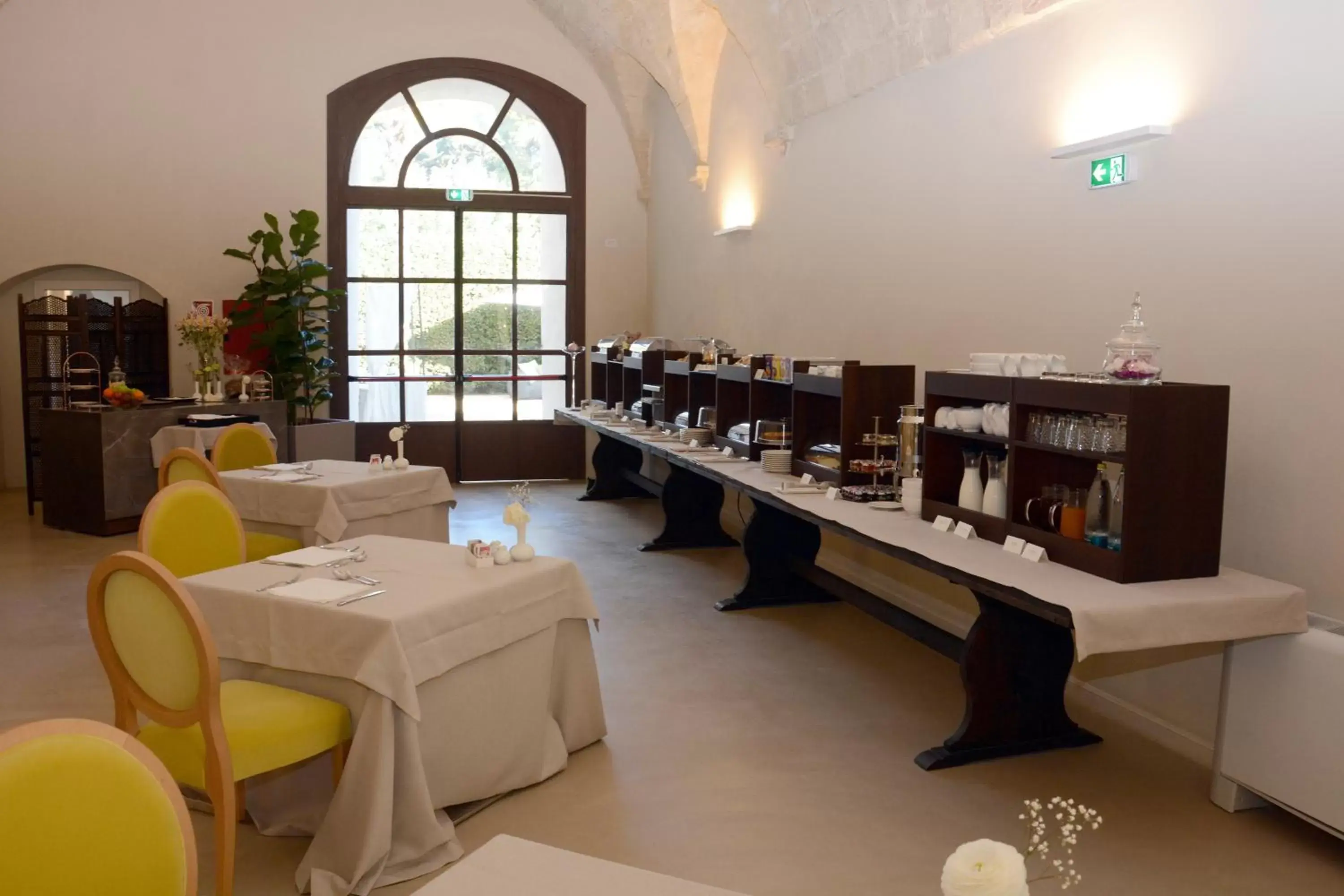 Buffet breakfast, Restaurant/Places to Eat in Chiostro dei Domenicani - Dimora Storica