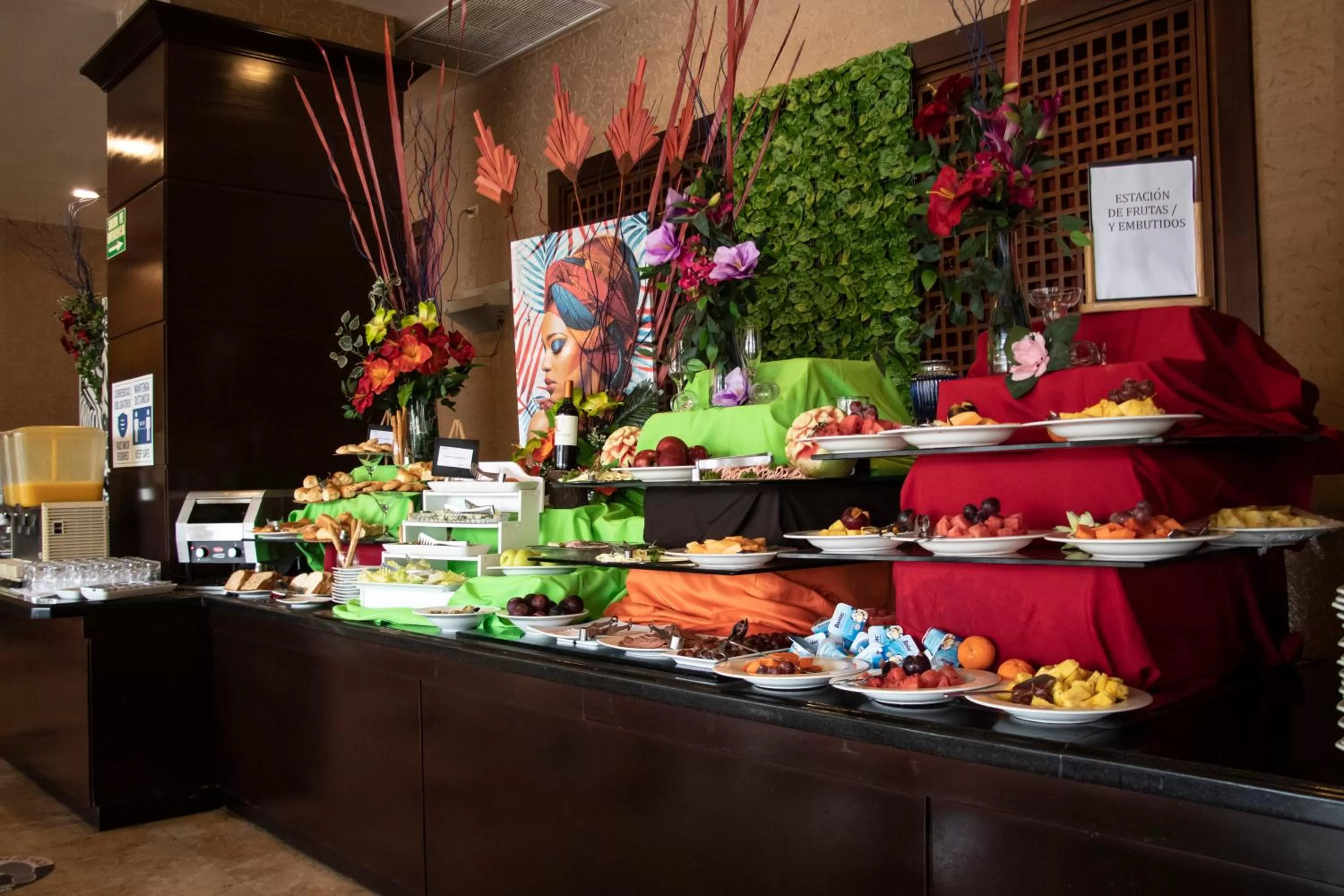 Food and drinks in Radisson Colon 2,000 Hotel & Casino