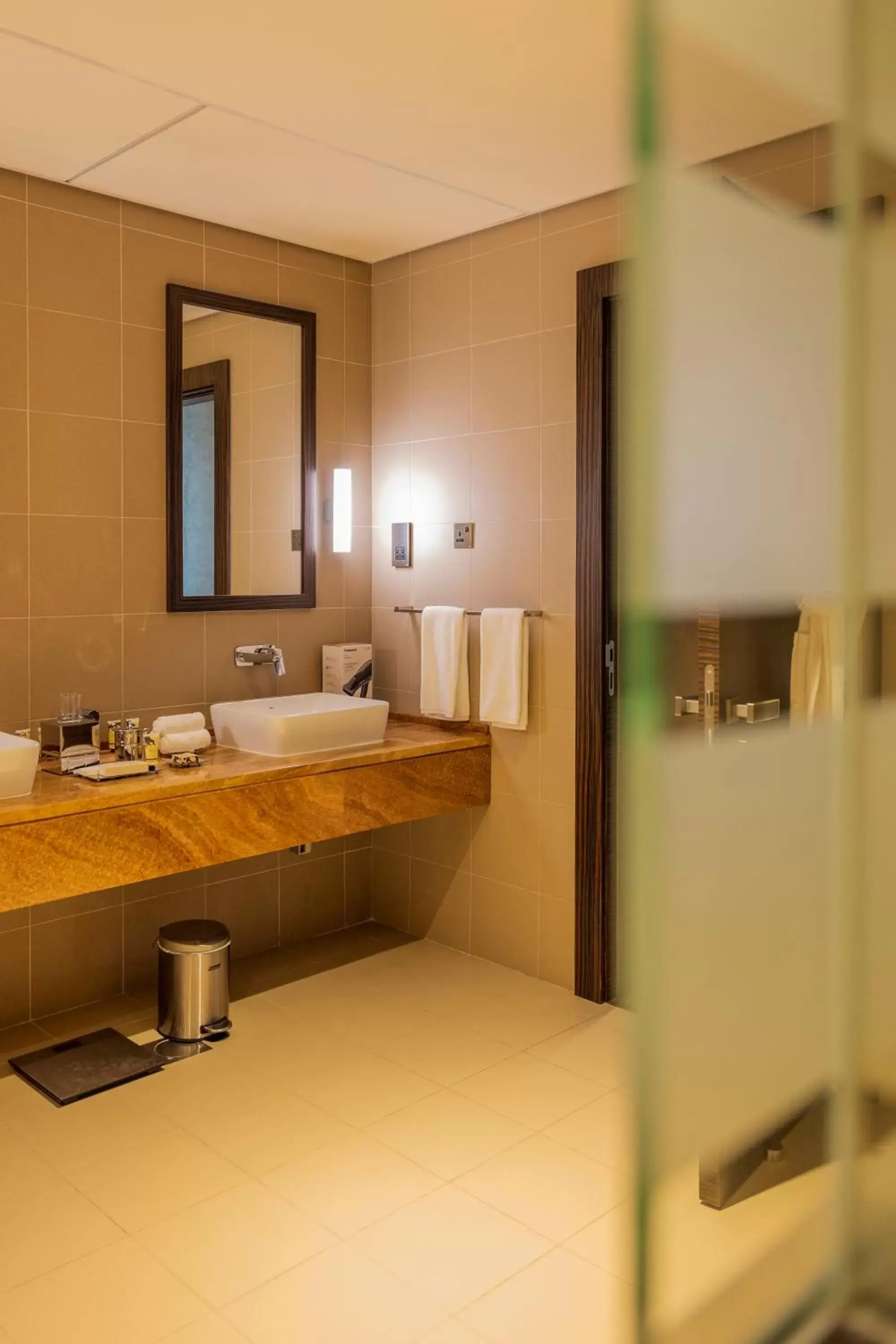 Bathroom in Remal Hotel