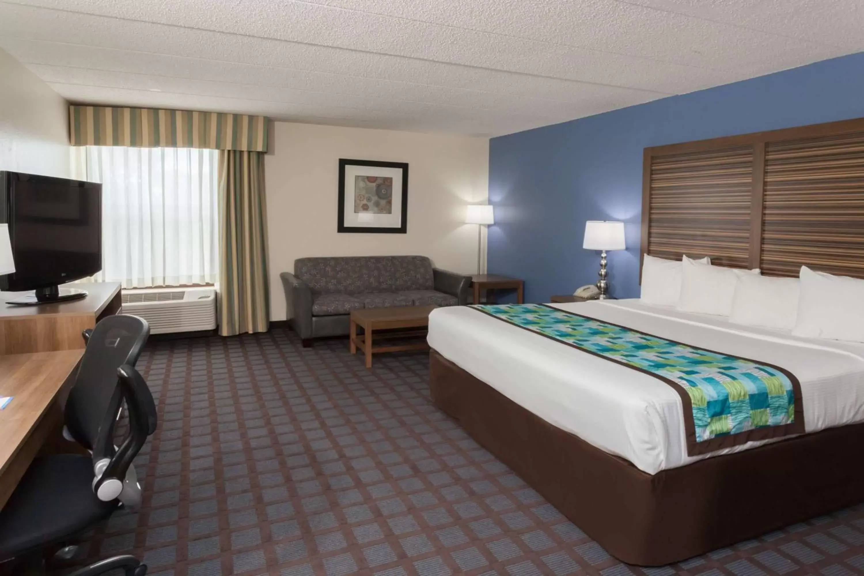 Photo of the whole room, Bed in Best Western Fishers Indianapolis
