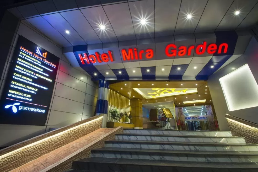 Facade/entrance in Hotel Mira Garden