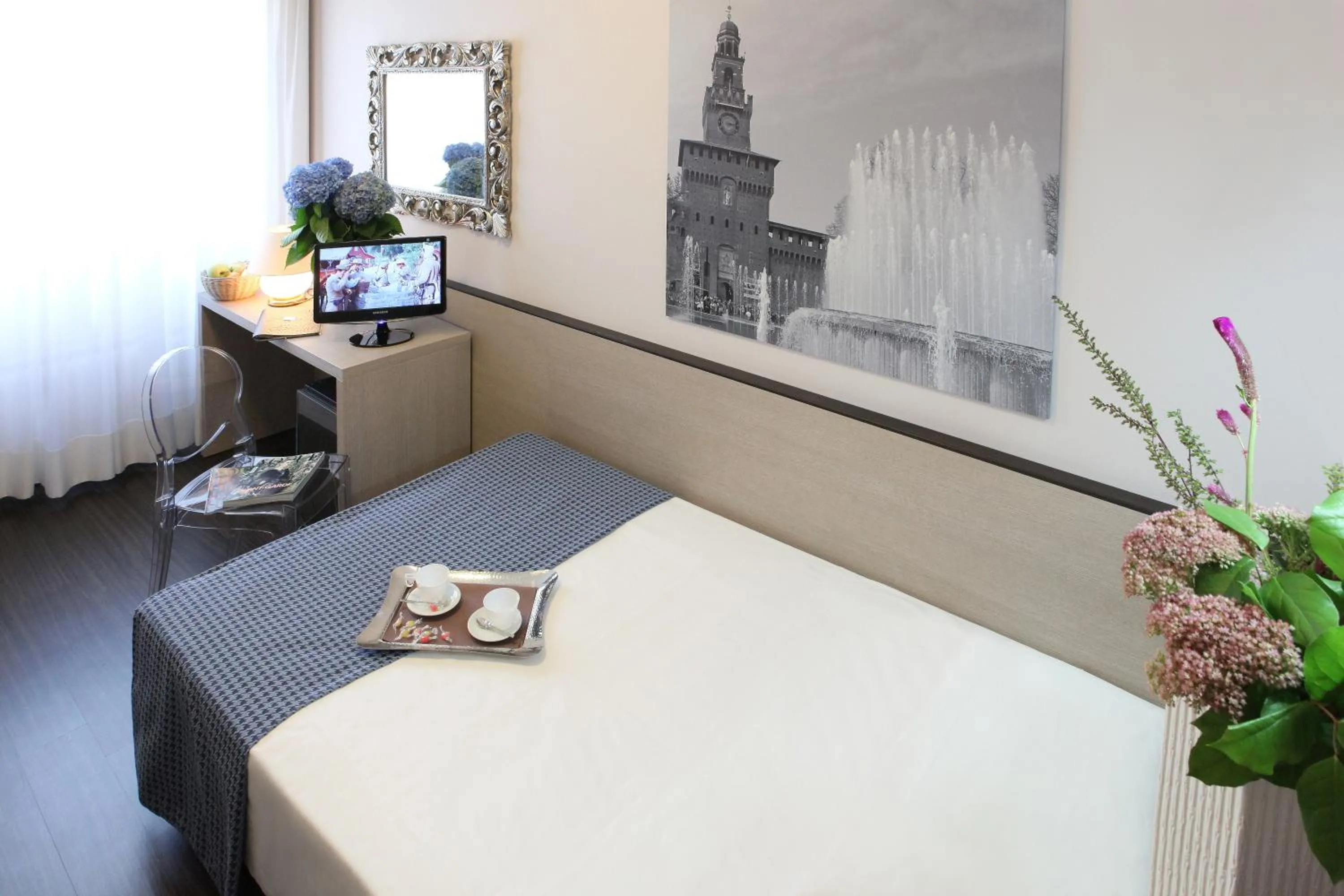 Bed in Hotel Mennini