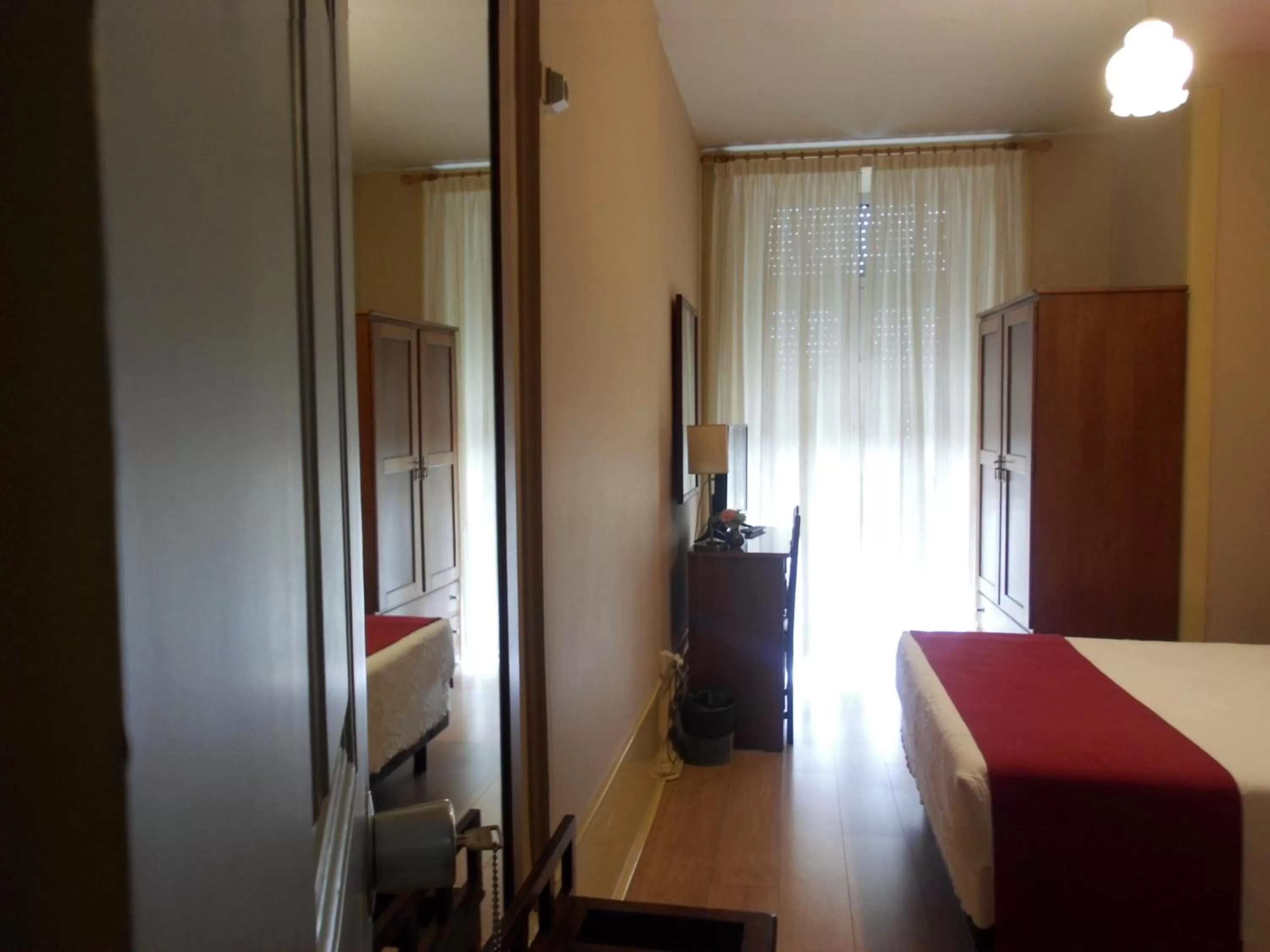 TV/Entertainment Center in Hotel Larbelo