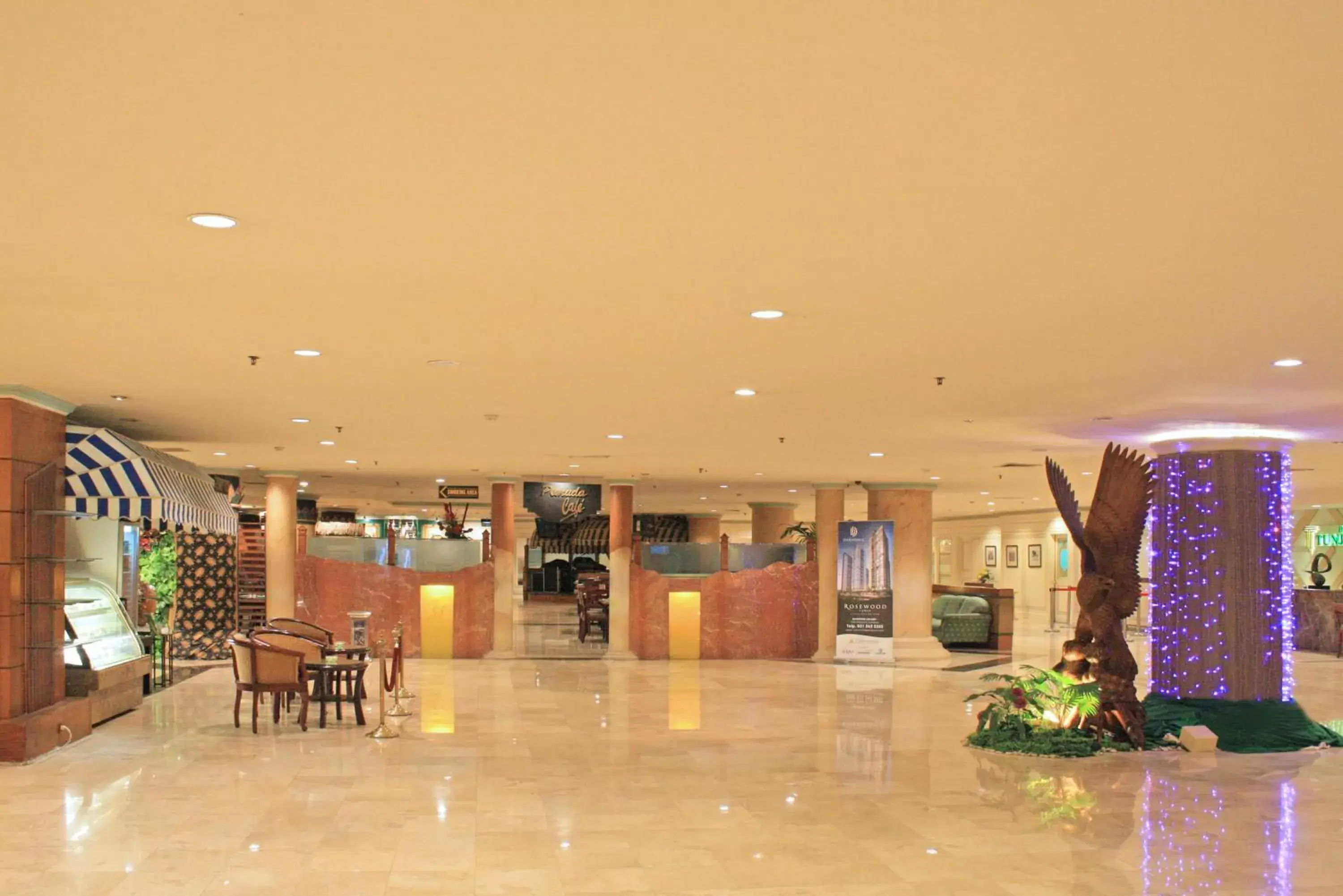 Lobby or reception in Tunjungan Hotel