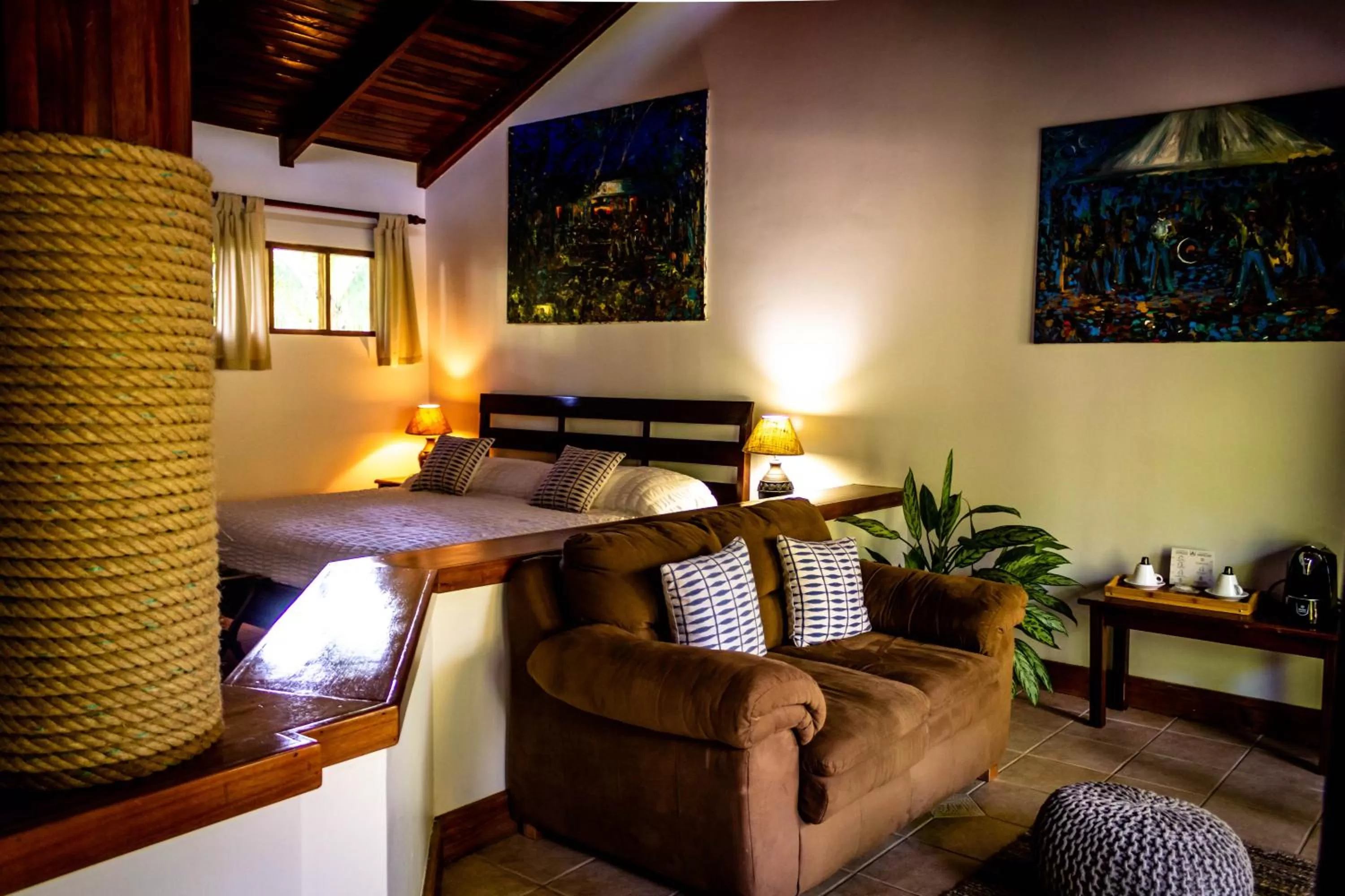 Photo of the whole room in Jaco Hotel DoceLunas