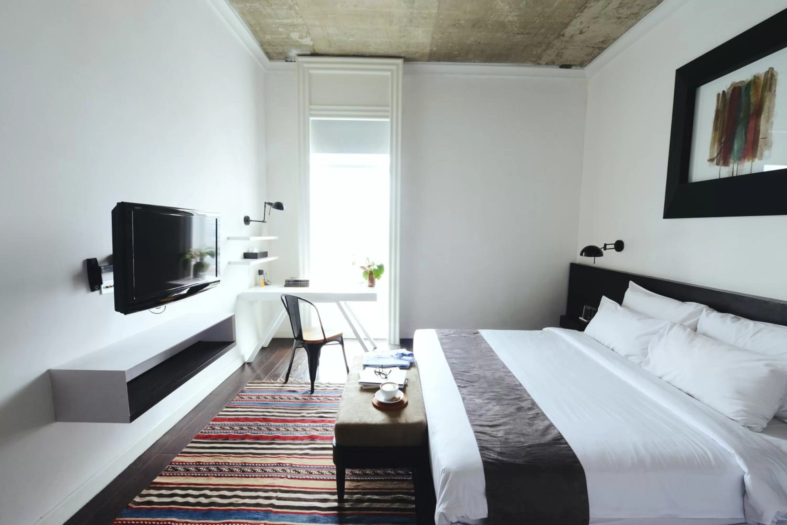 Bedroom, Bed in Morrissey Hotel