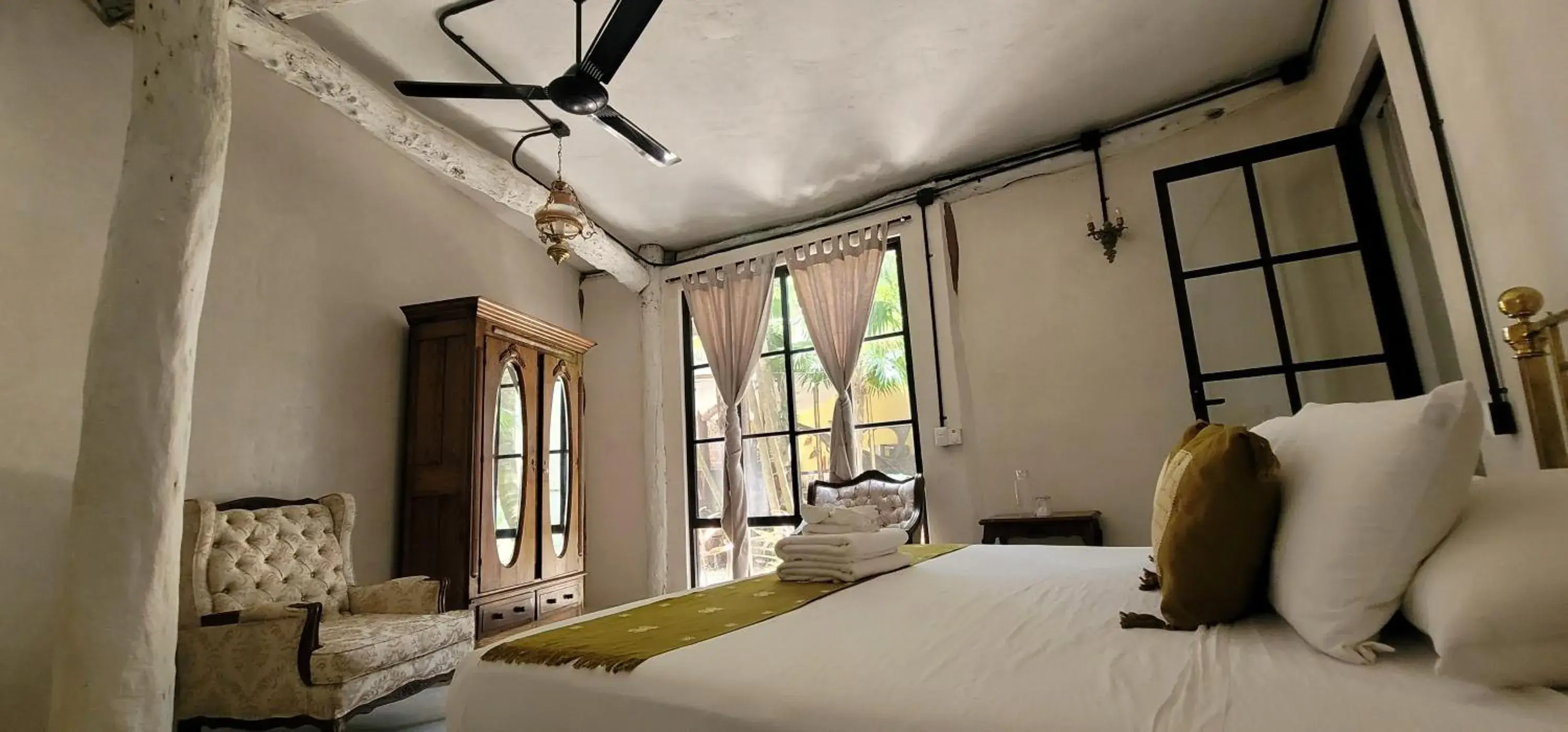 Photo of the whole room, Bed in Casa Ambar Tulum - Great location and access to a Private Cenote & Beach 2 Km Away - Adults Only