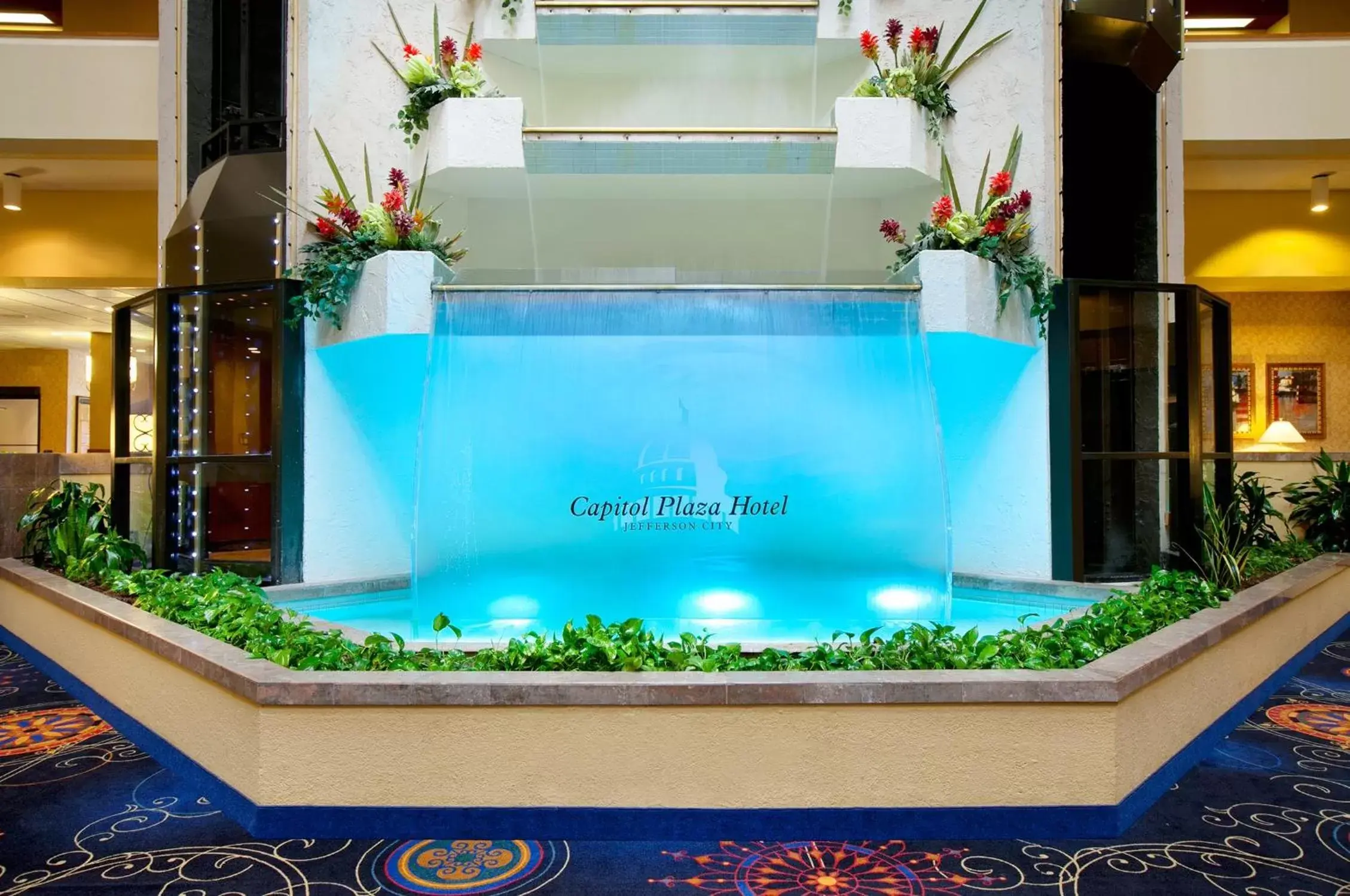 Lobby or reception, Swimming Pool in Capitol Plaza Hotel Jefferson City