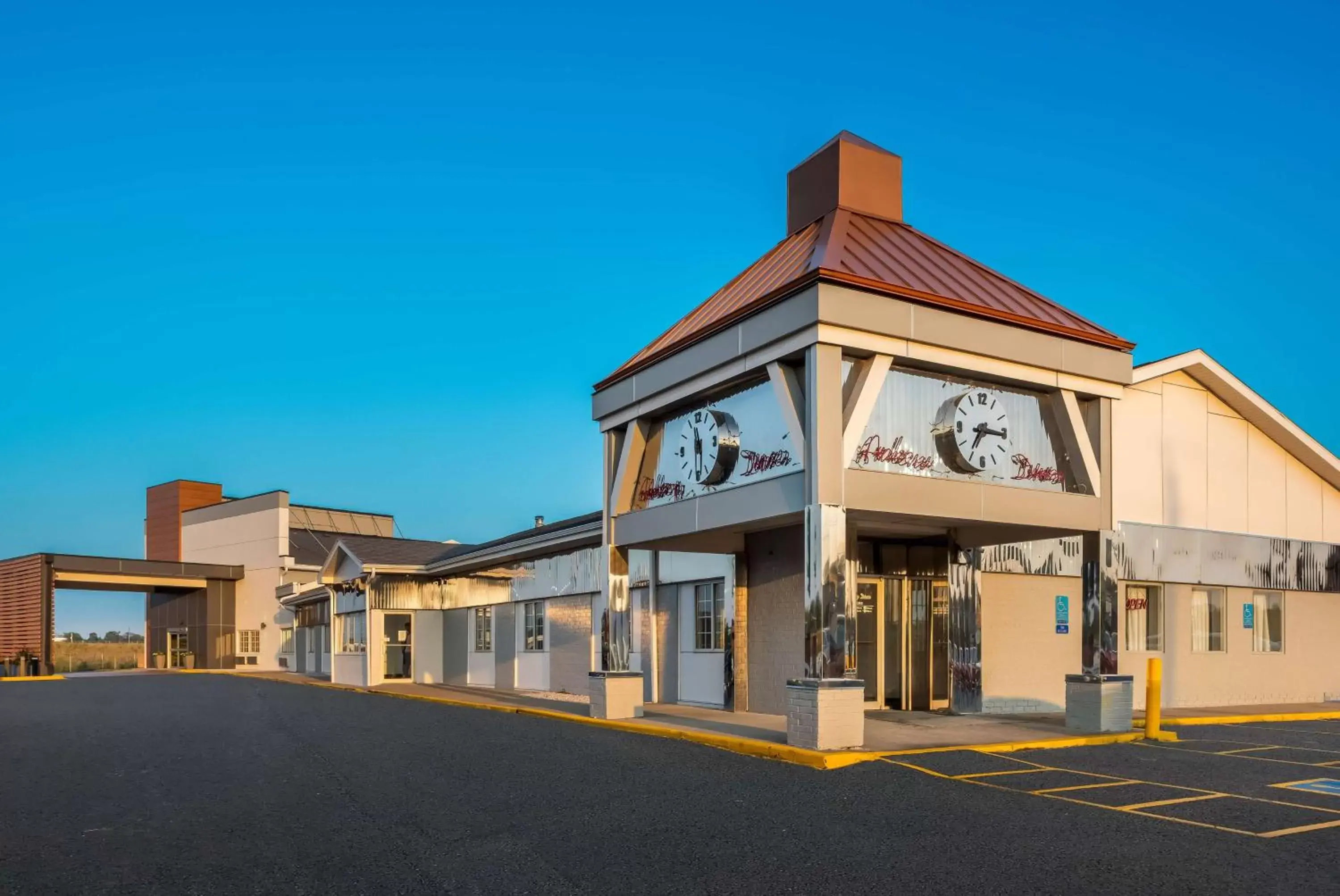 Property building in Wyndham Garden Ankeny Property building in Wyndham Garden Ankeny